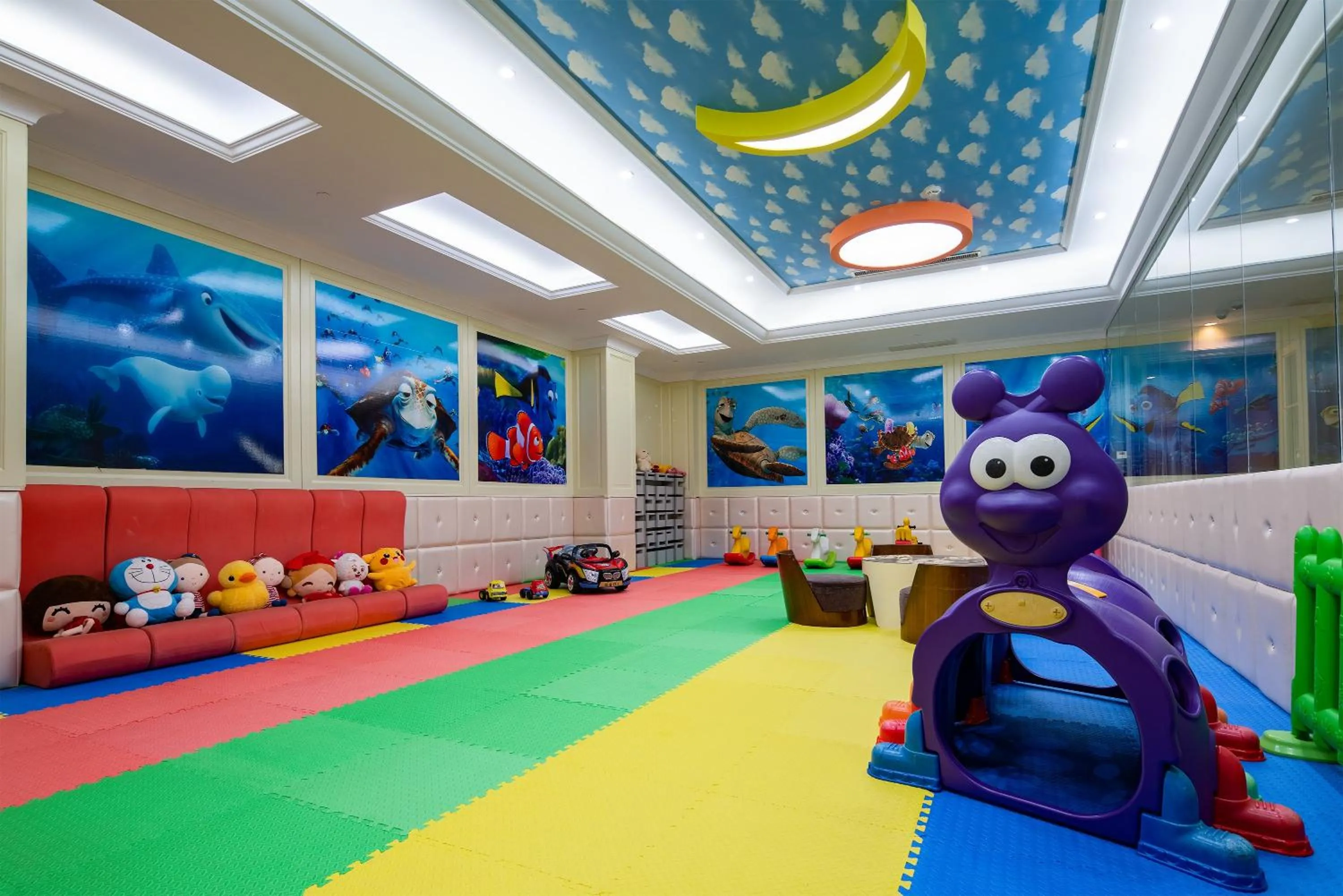 Area and facilities in Crowne Plaza Resort Sanya Bay by IHG