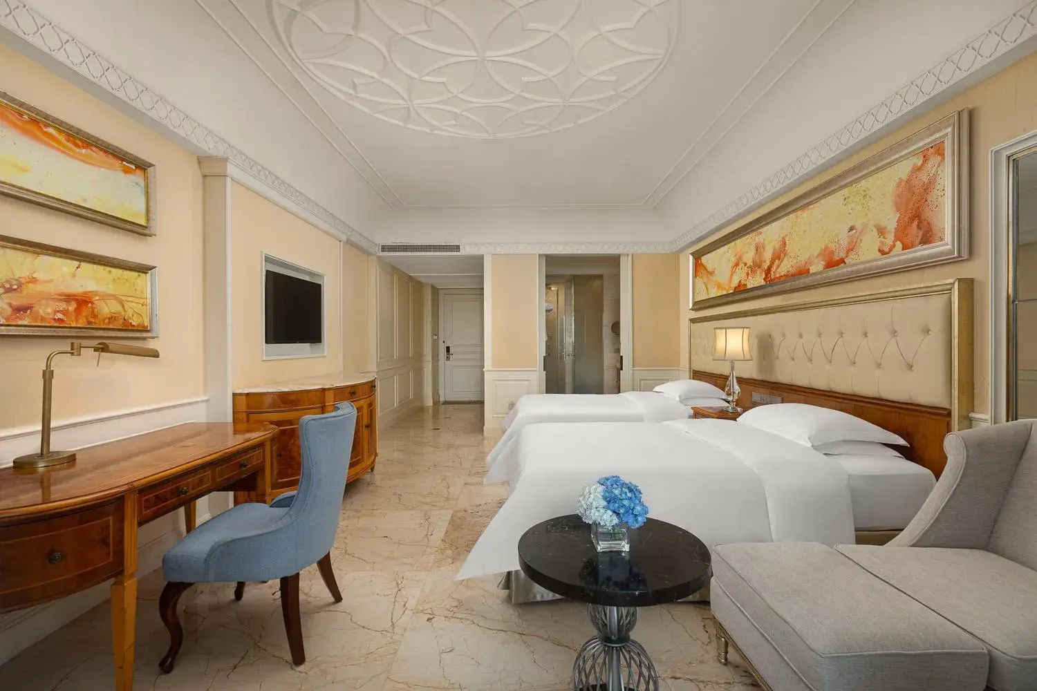 Bedroom, Bed in Crowne Plaza Resort Sanya Bay by IHG Bedroom, Bed in Crowne Plaza Resort Sanya Bay by IHG