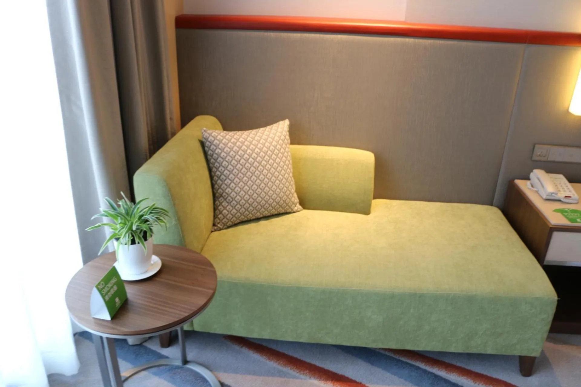 room service, Bed in Holiday Inn Suzhou Huirong Plaza by IHG