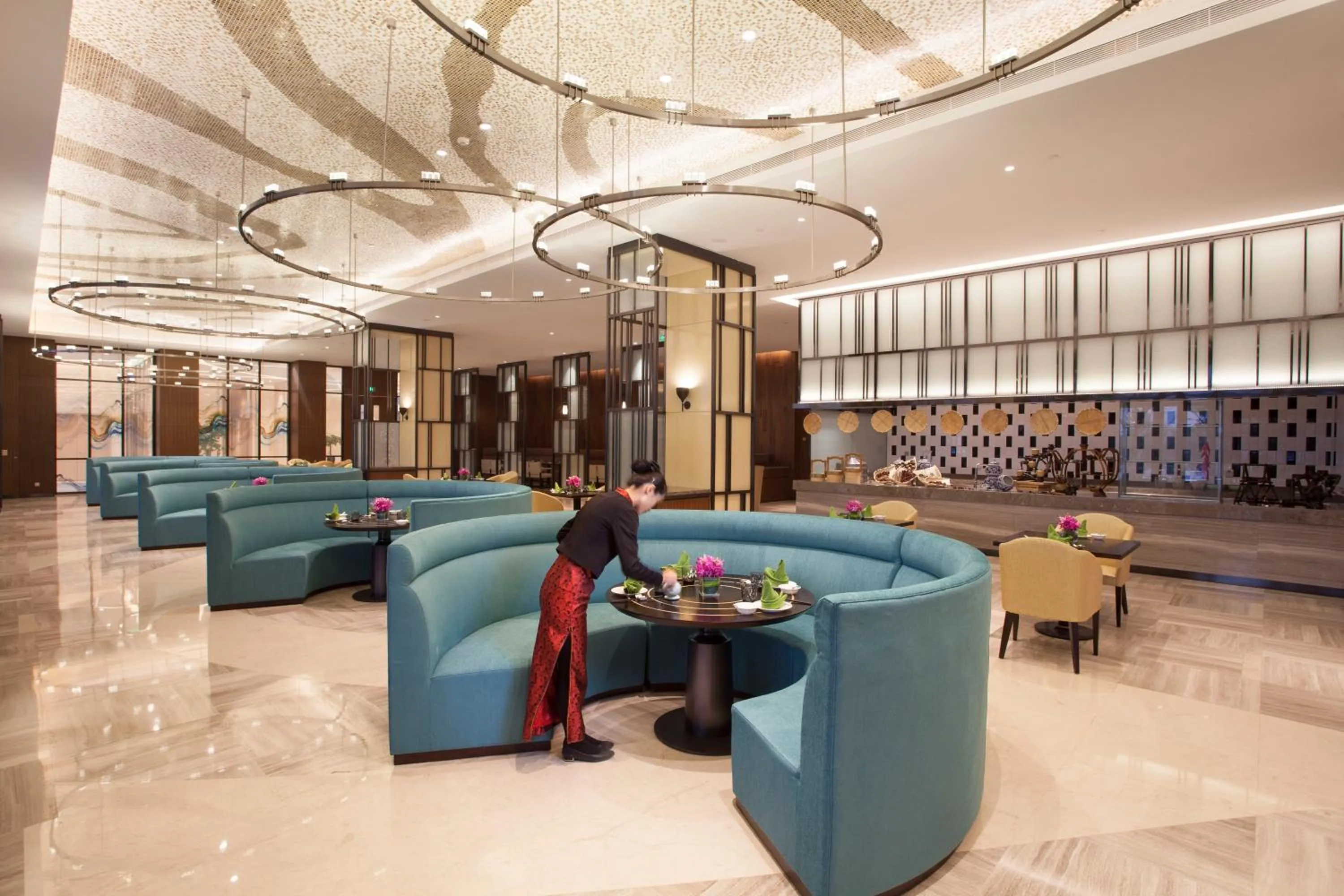 Restaurant/places to eat in Holiday Inn Suzhou Huirong Plaza by IHG