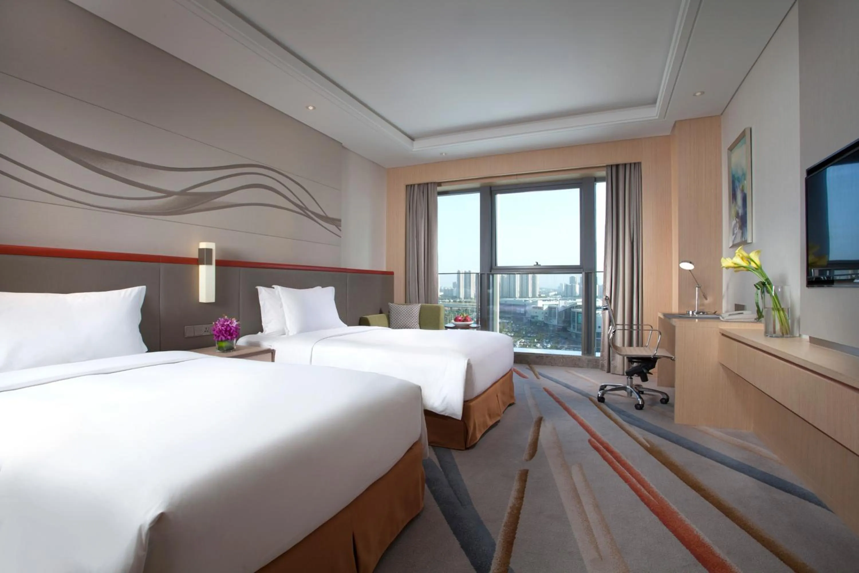 Bedroom, Bed in Holiday Inn Suzhou Huirong Plaza by IHG