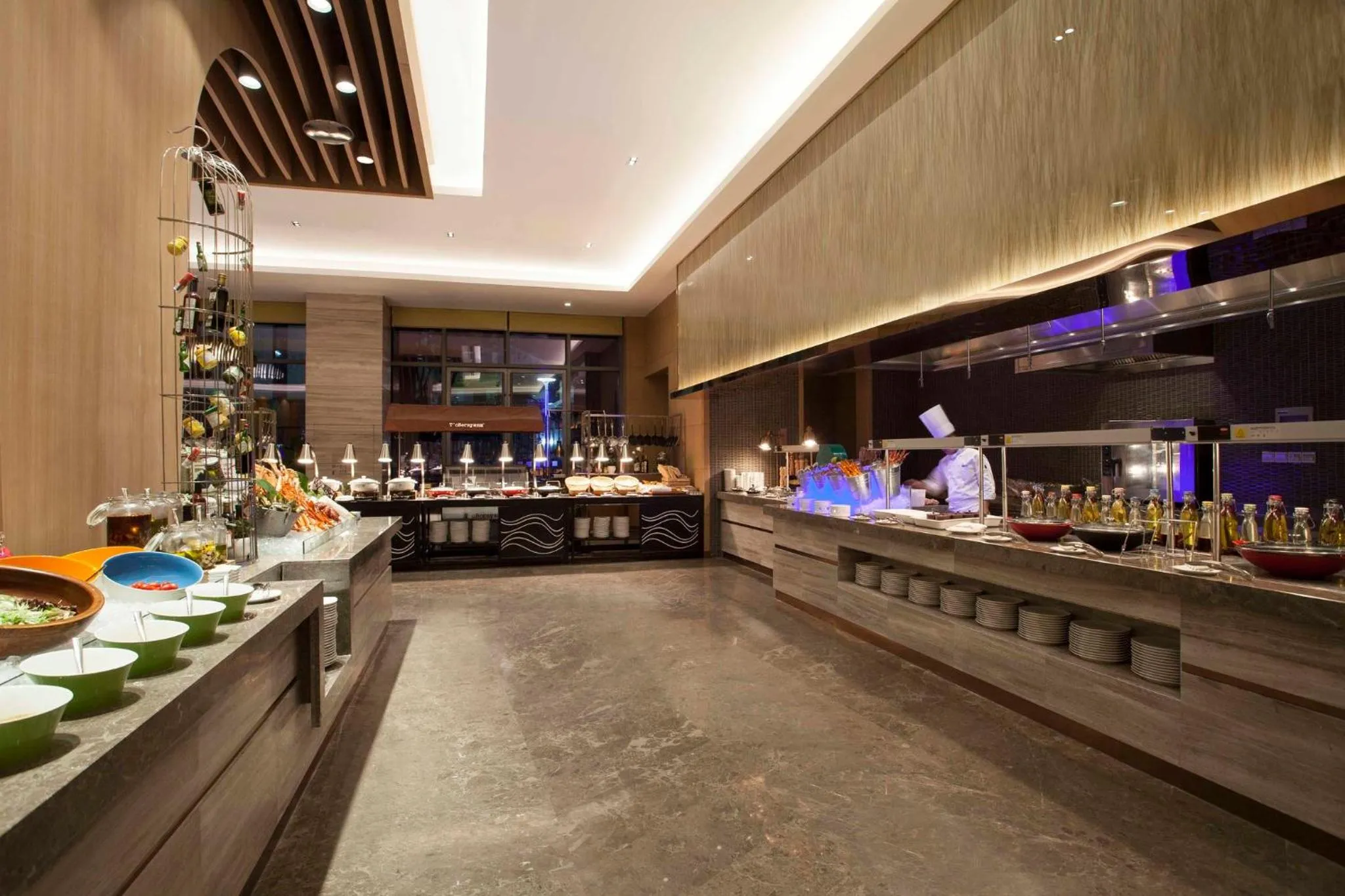 Restaurant/places to eat in Holiday Inn Suzhou Huirong Plaza by IHG
