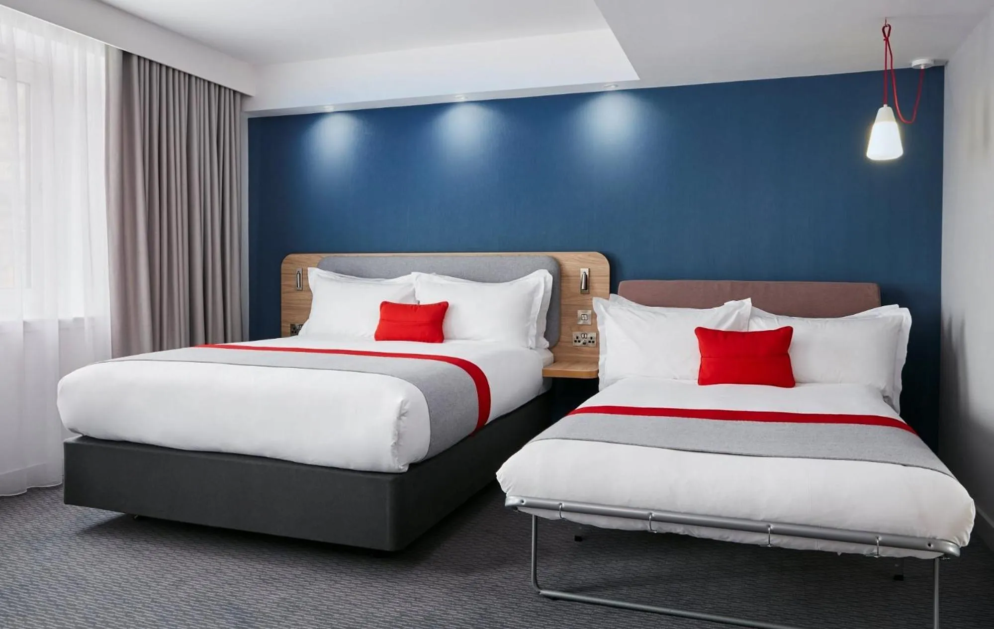 Bedroom, Bed in Holiday Inn Express Dublin City Centre by IHG