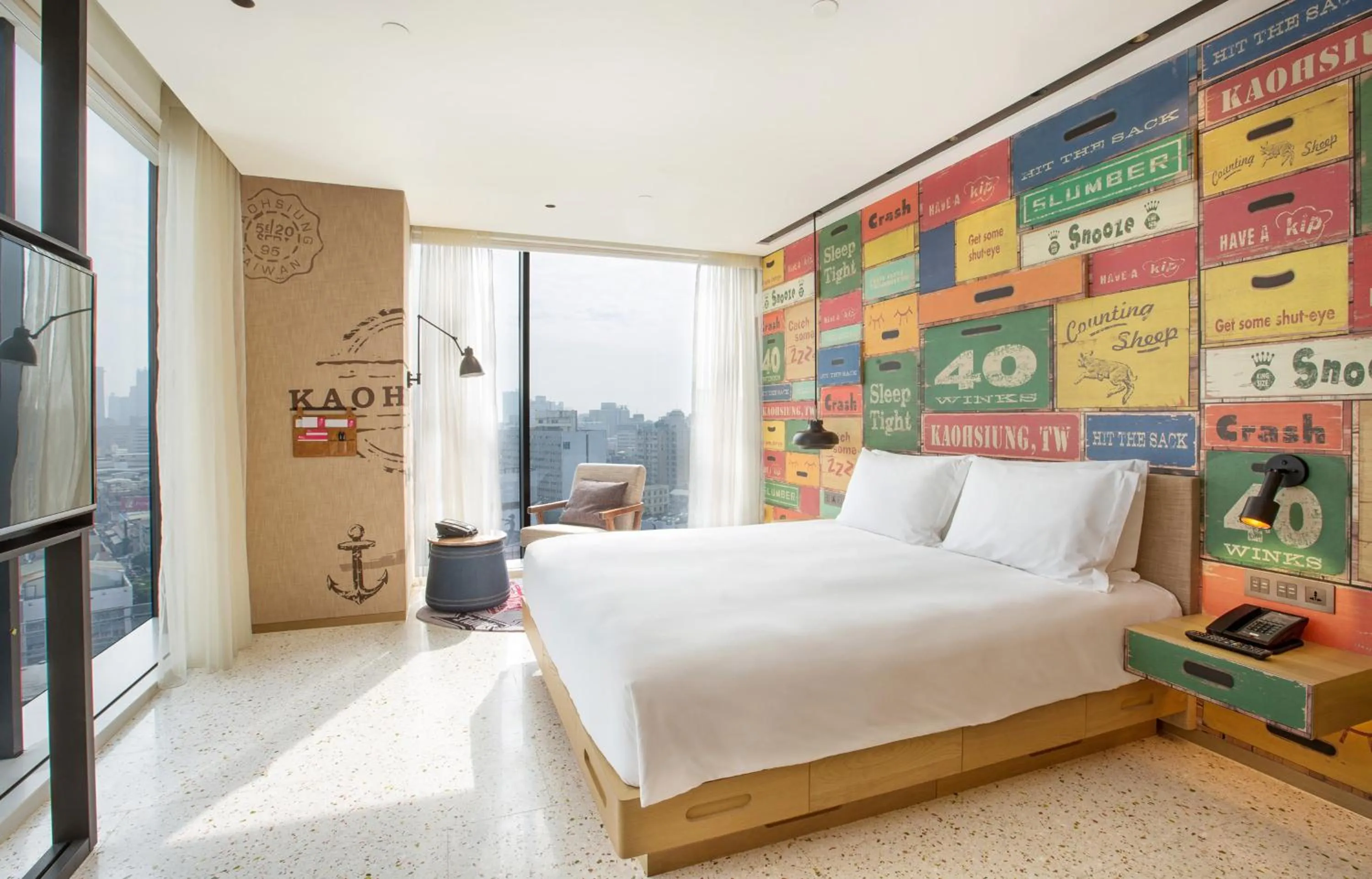 Photo of the whole room, Bed in Hotel Indigo Kaohsiung Central Park by IHG