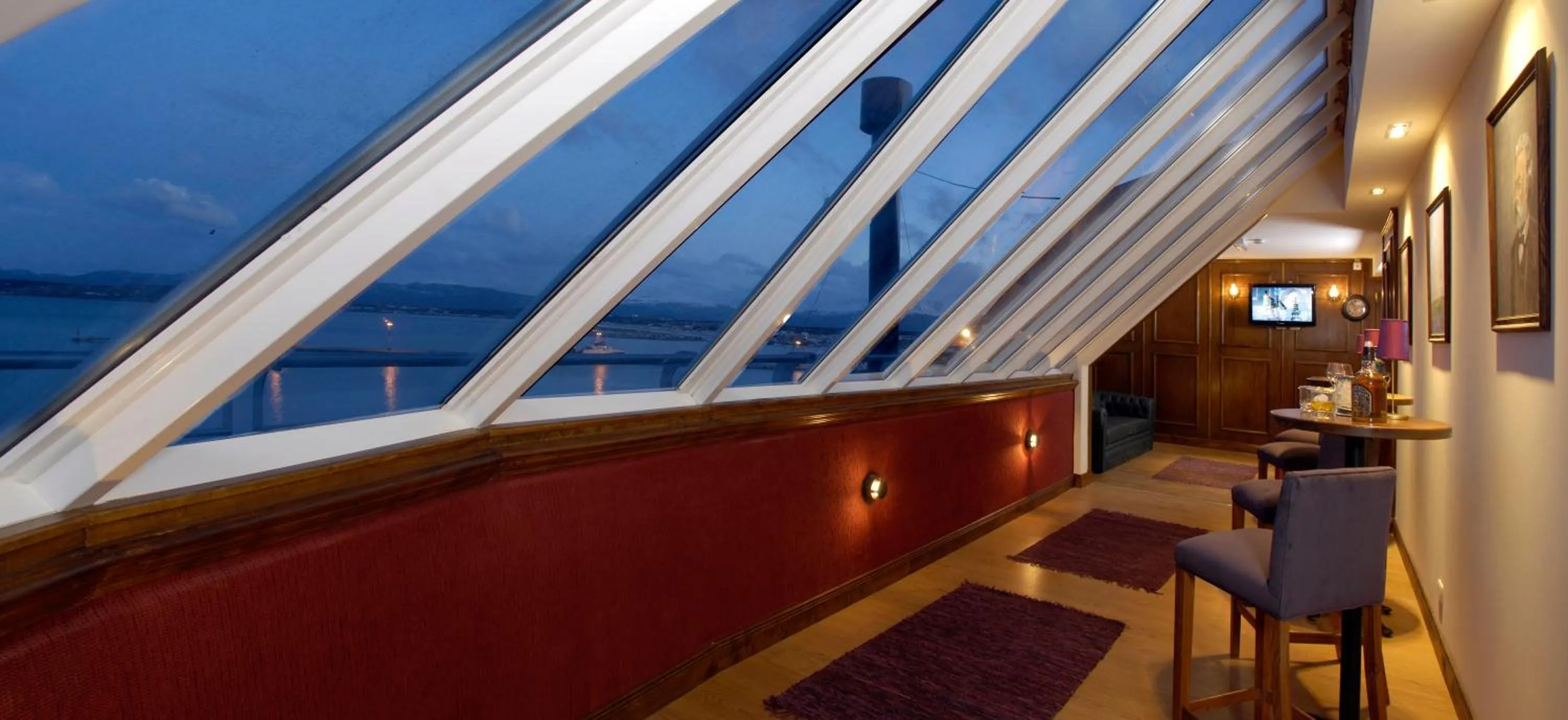 Lounge or bar in Cilene del Faro Suites & Spa