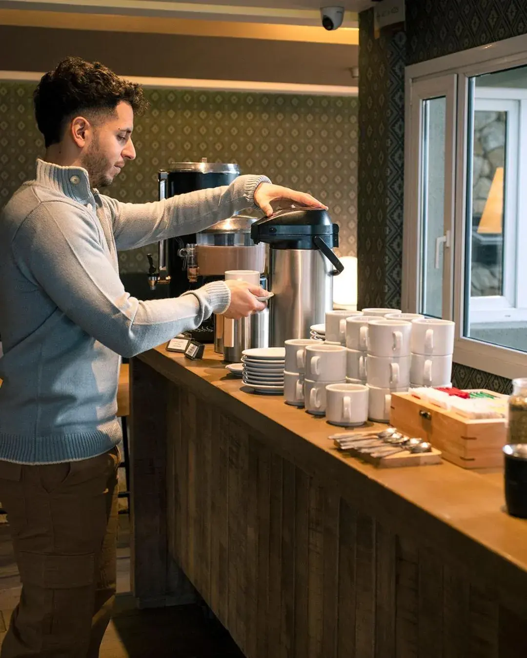 Buffet breakfast in Lennox Ushuaia Buffet breakfast in Lennox Ushuaia