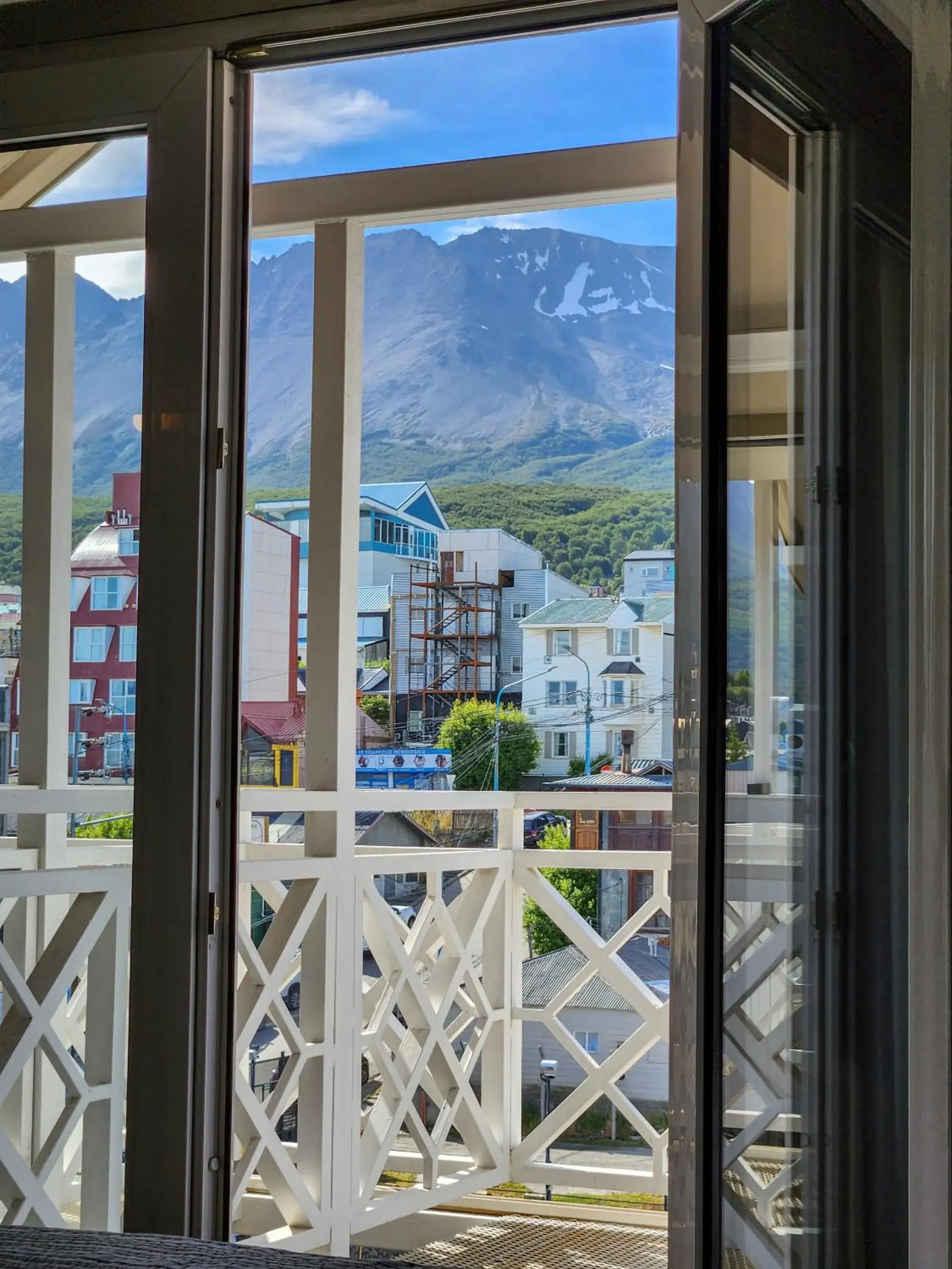 Mountain view in Lennox Ushuaia Mountain view in Lennox Ushuaia