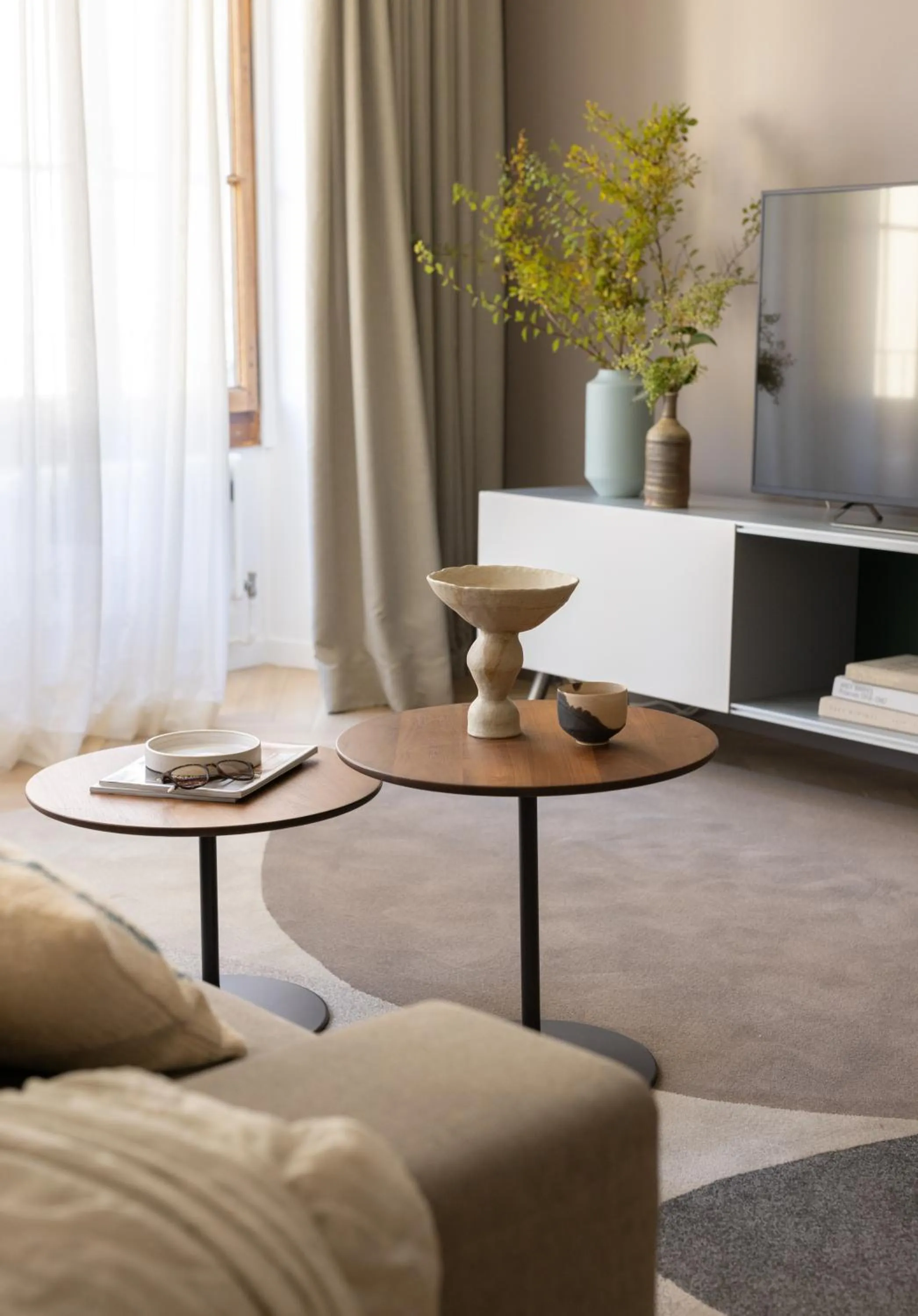 TV and multimedia in The Hamlet - Luxury Serviced Apartments