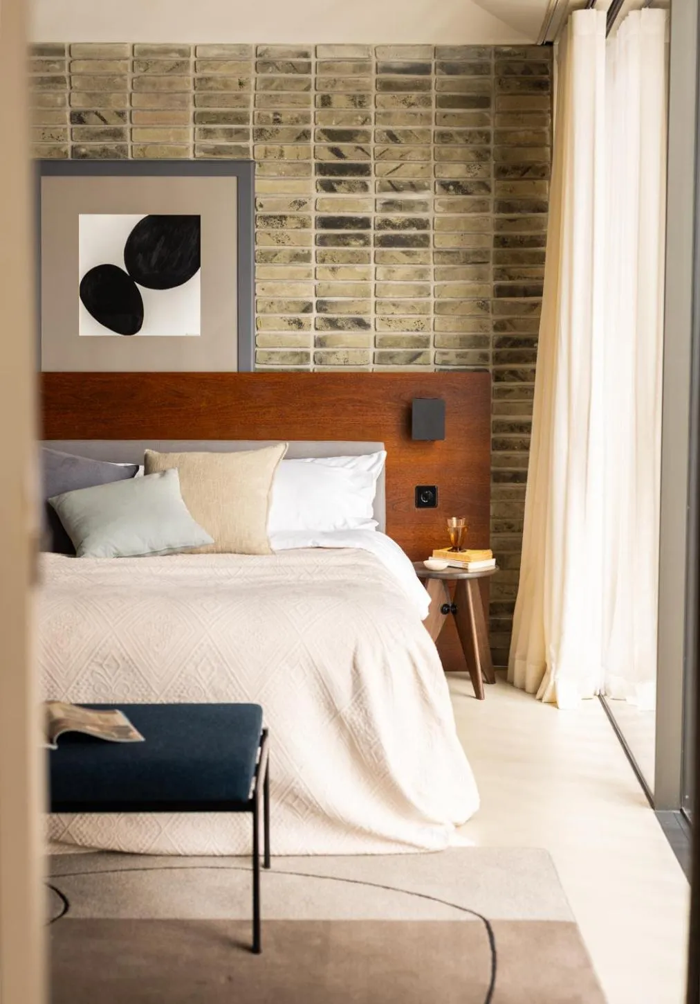 Bed in The Hamlet - Luxury Serviced Apartments