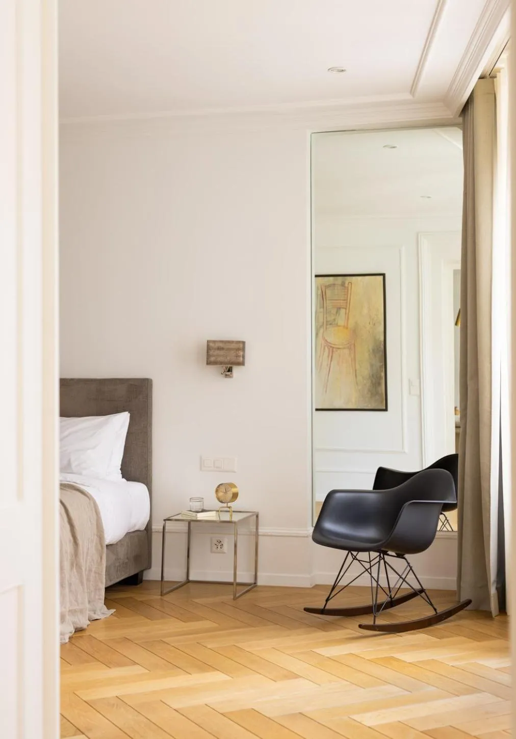 Bed in The Hamlet - Luxury Serviced Apartments