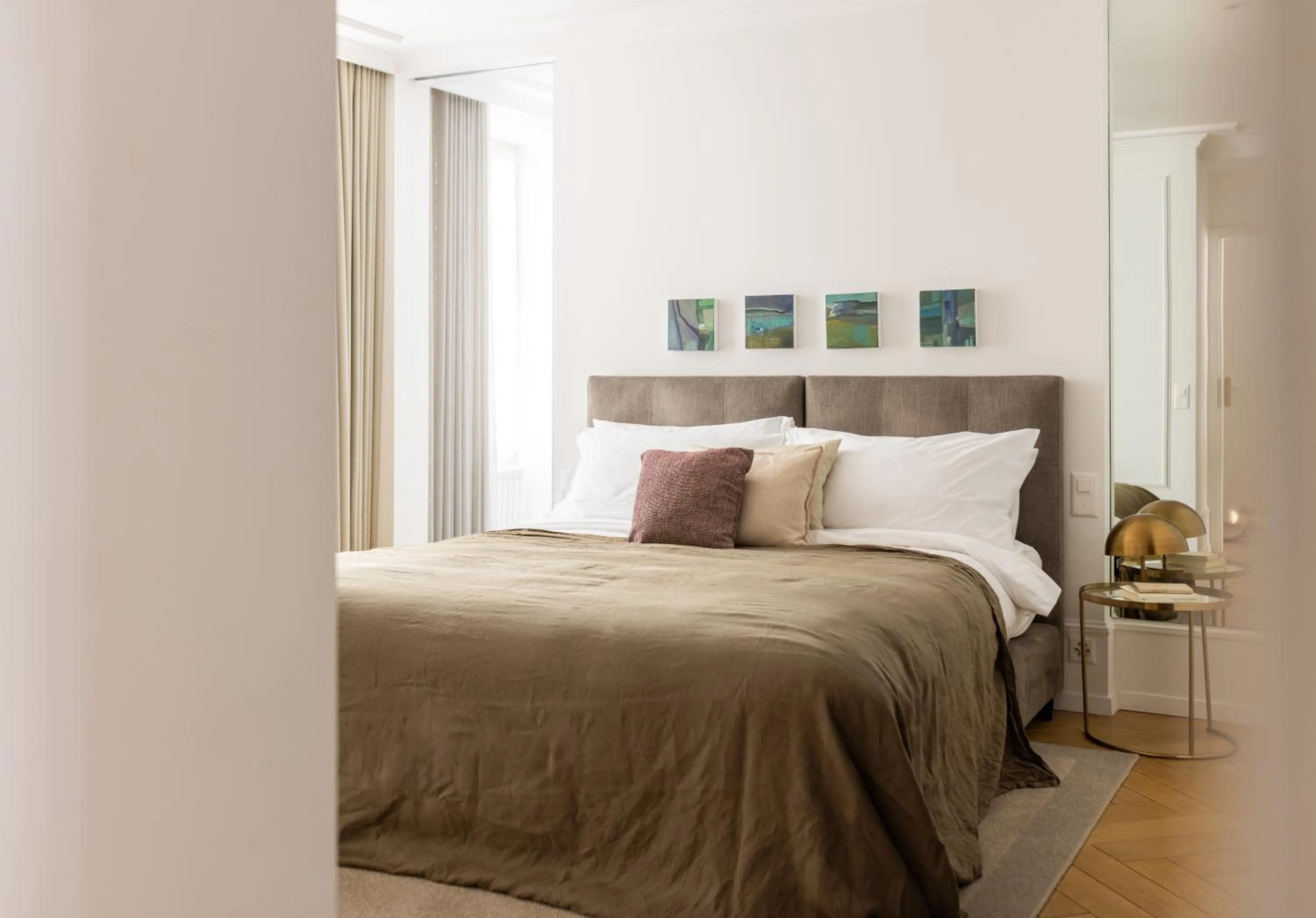 Bed in The Hamlet - Luxury Serviced Apartments