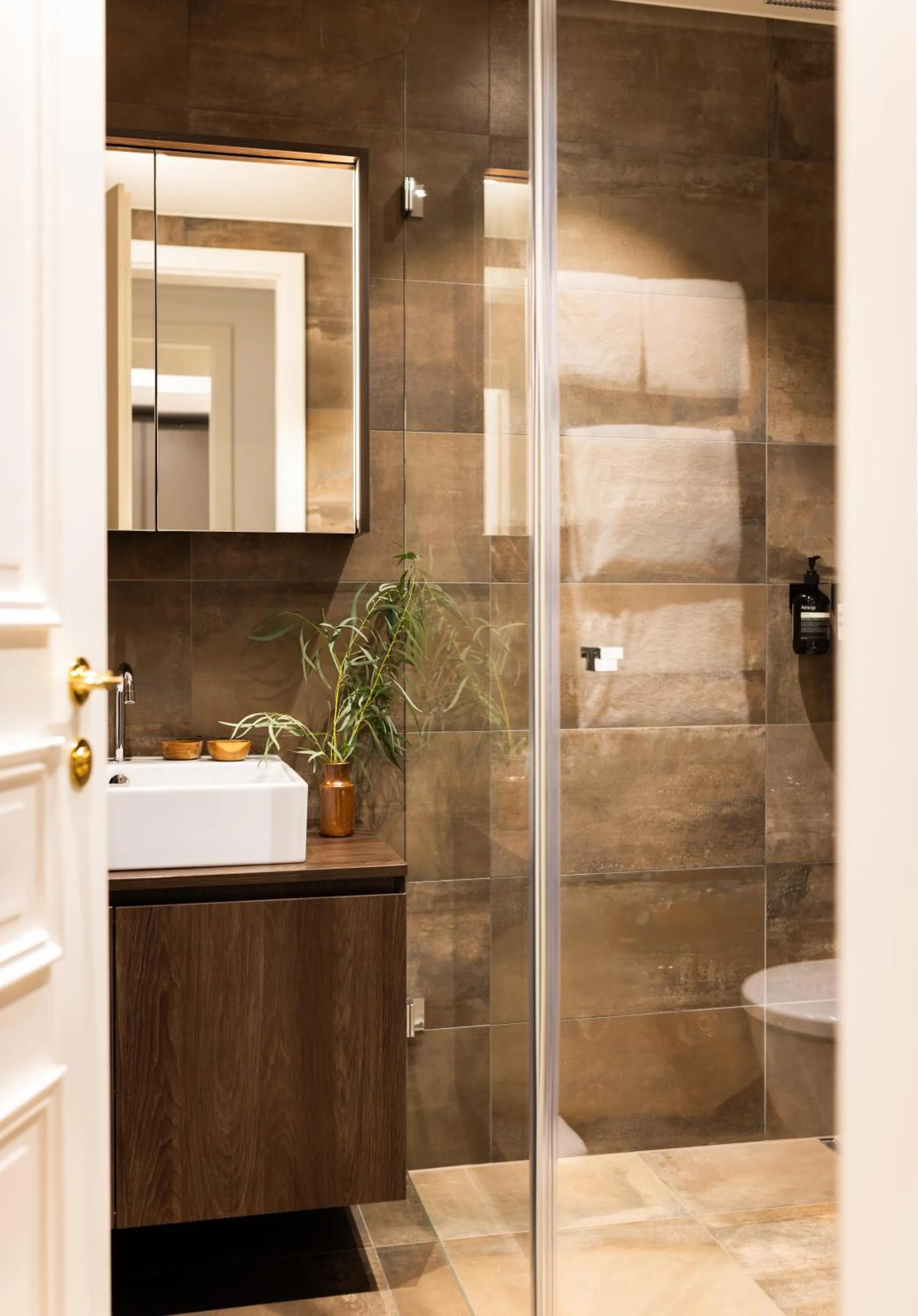 Shower in The Hamlet - Luxury Serviced Apartments