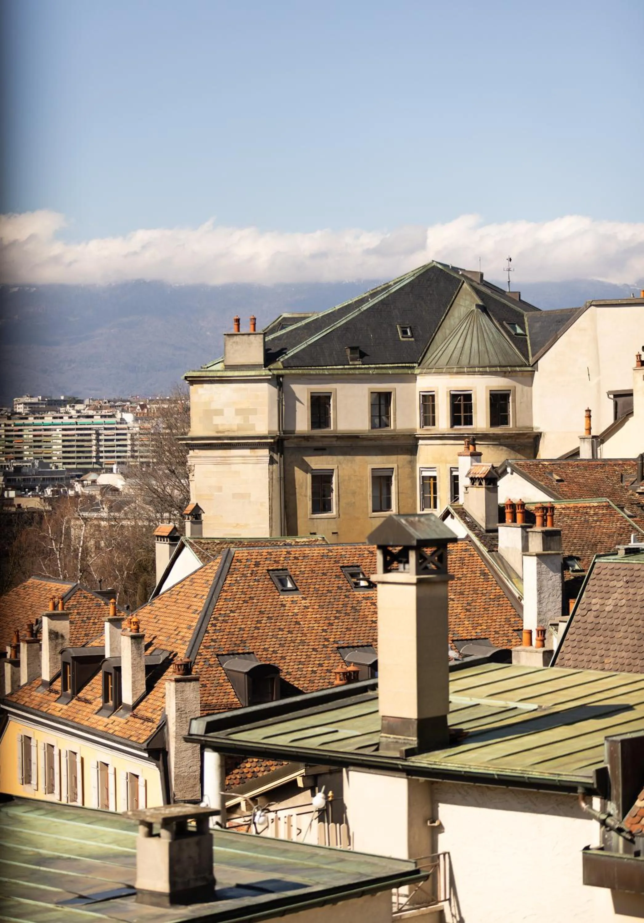 Day in The Hamlet - Luxury Serviced Apartments