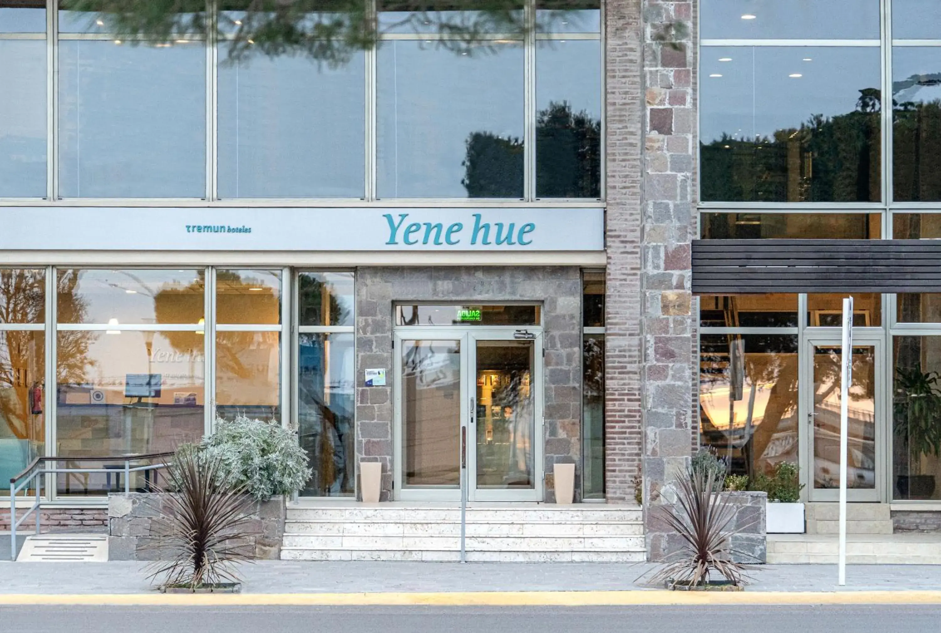 Property building in Yene hue Property building in Yene hue