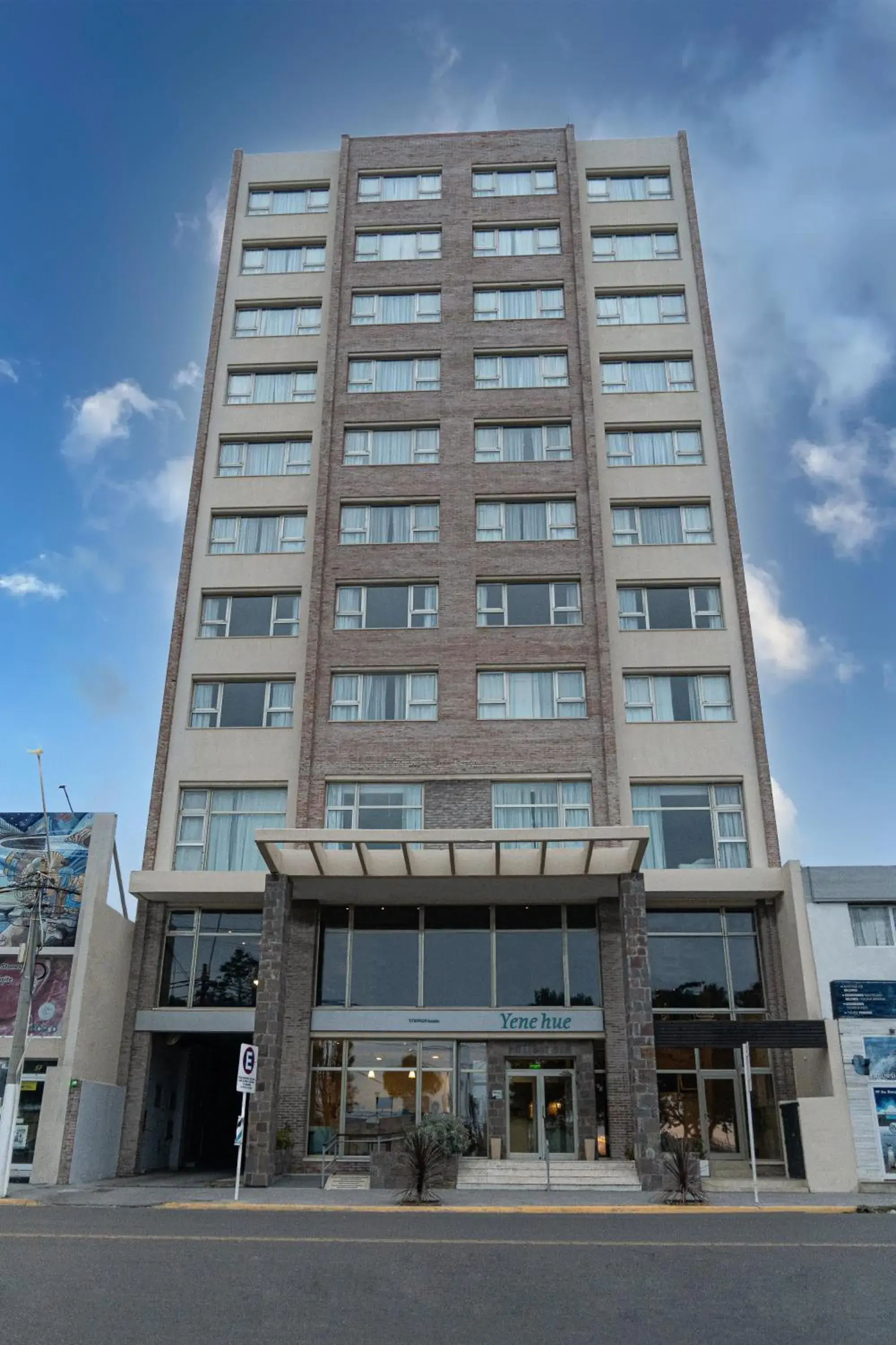 Property building in Yene hue Property building in Yene hue