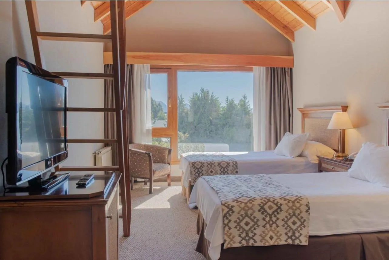 Photo of the whole room, Bed in Cacique Inacayal Lake Hotel & Spa