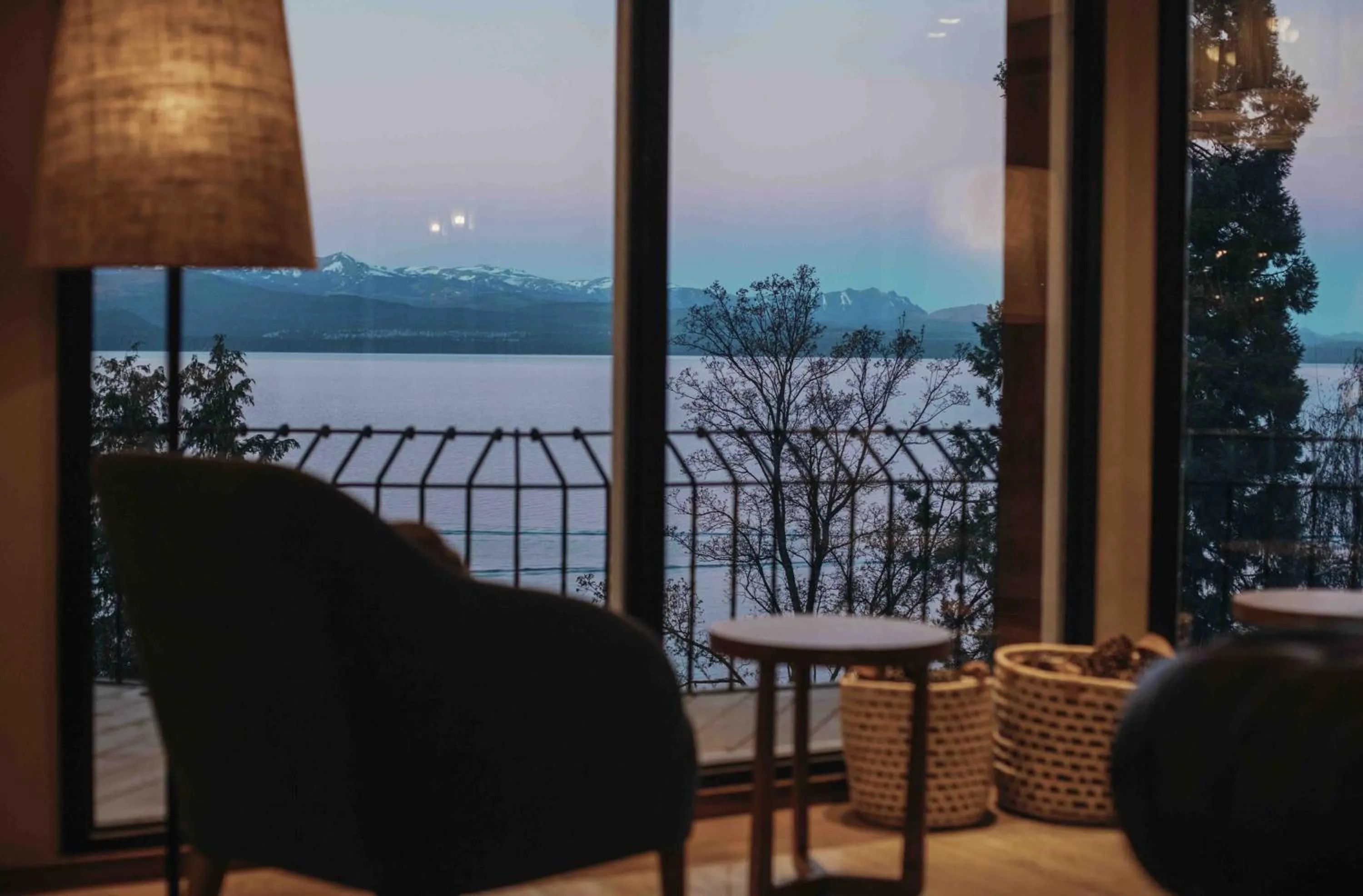 La Cascada Casa Patagónica by DON