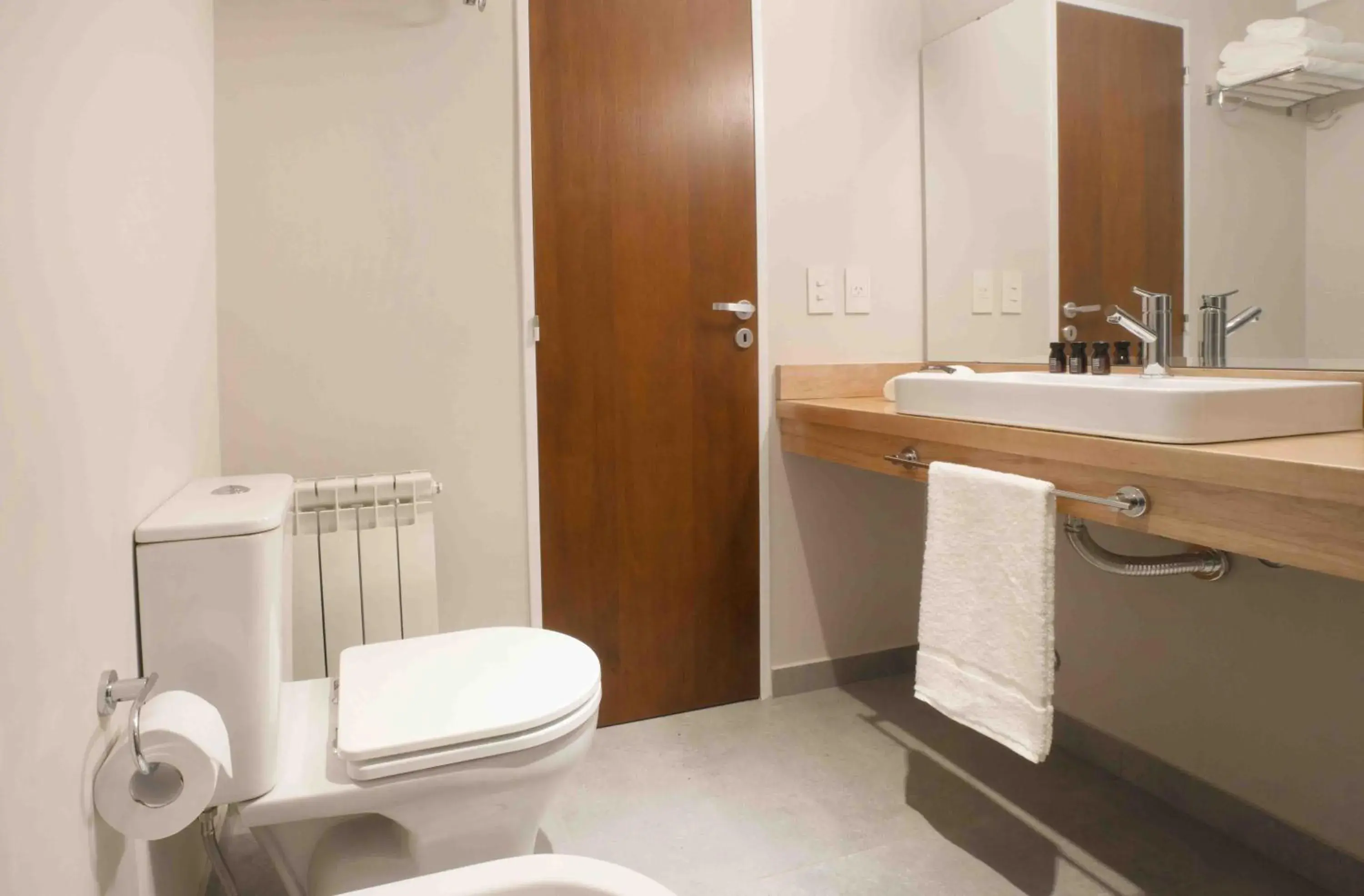 Bathroom in La Cascada Casa Patagónica by DON Bathroom in La Cascada Casa Patagónica by DON