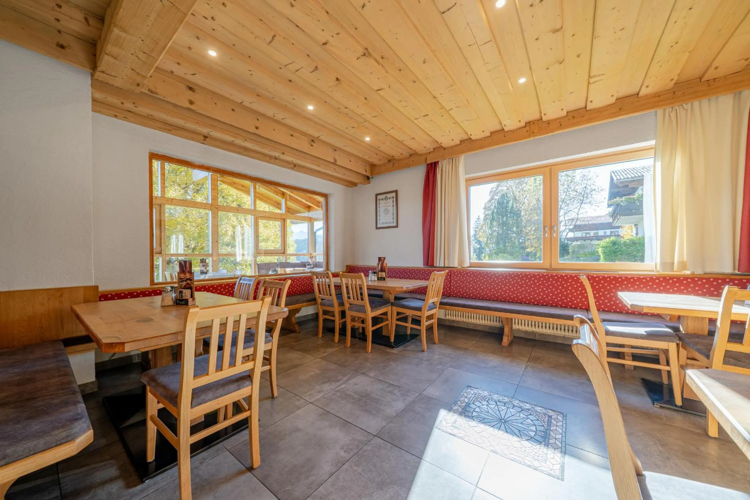 Restaurant/places to eat in Pension Hofweyer