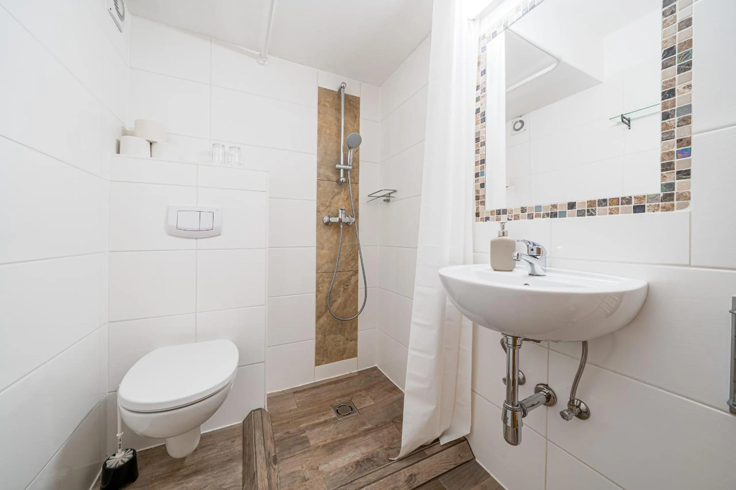 Bathroom in Pension Hofweyer