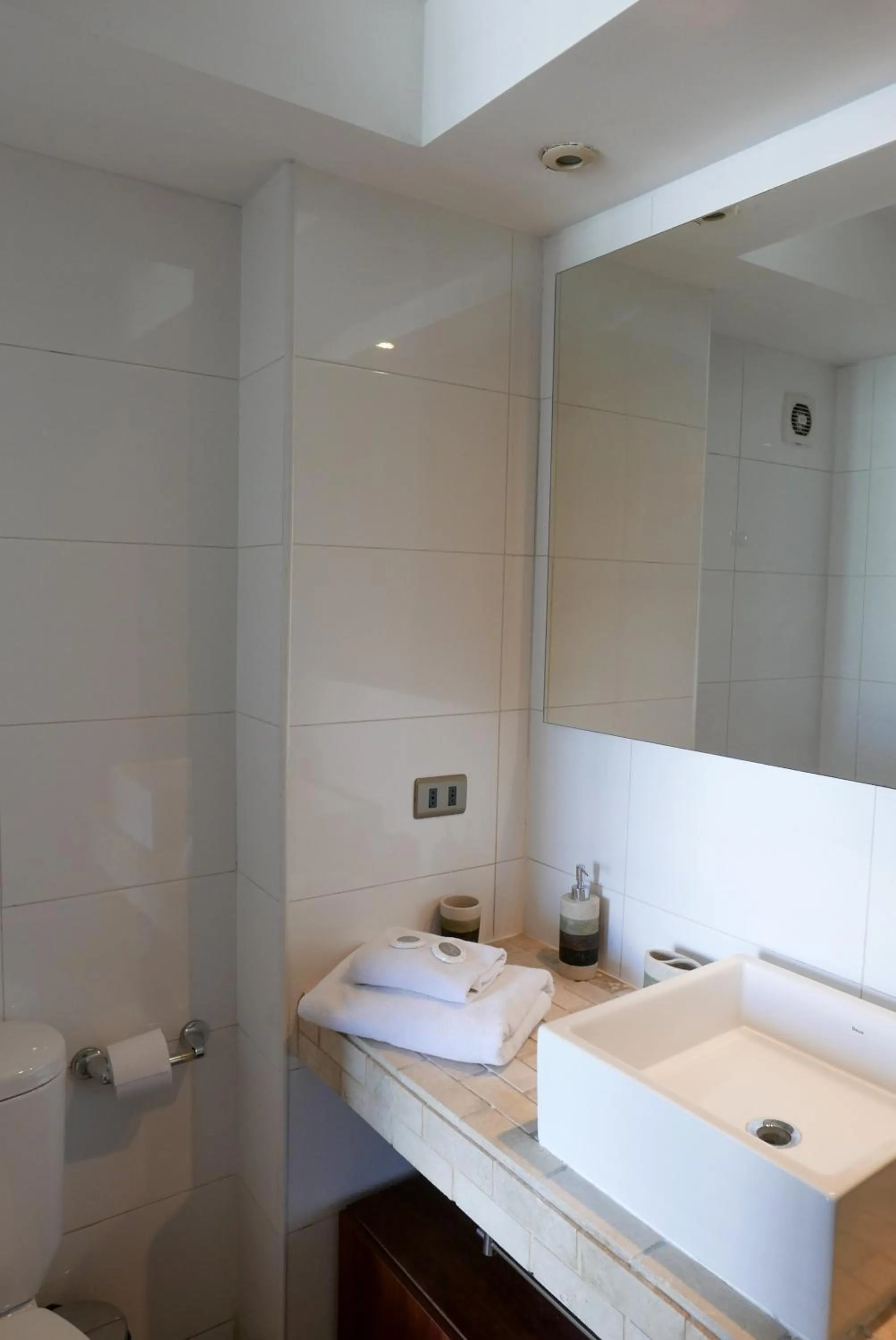 Bathroom in Apartamentos Cordova Savini