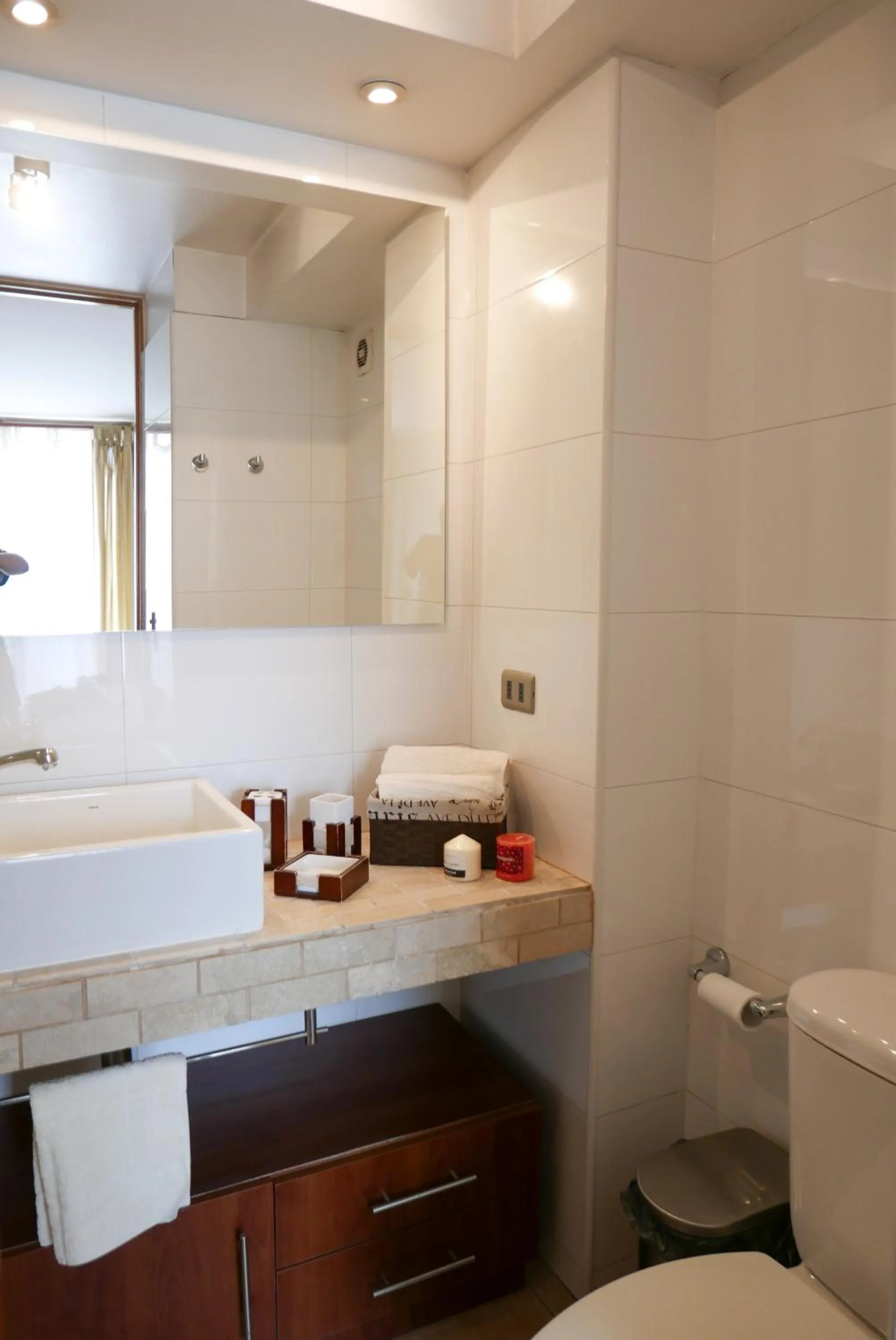 Bathroom in Apartamentos Cordova Savini