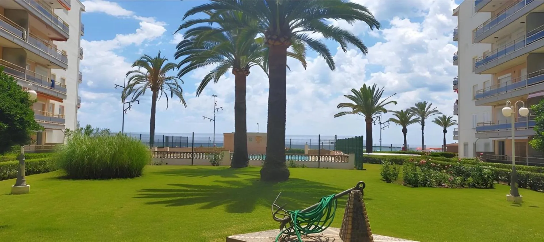 For a Stay Pineda Mar