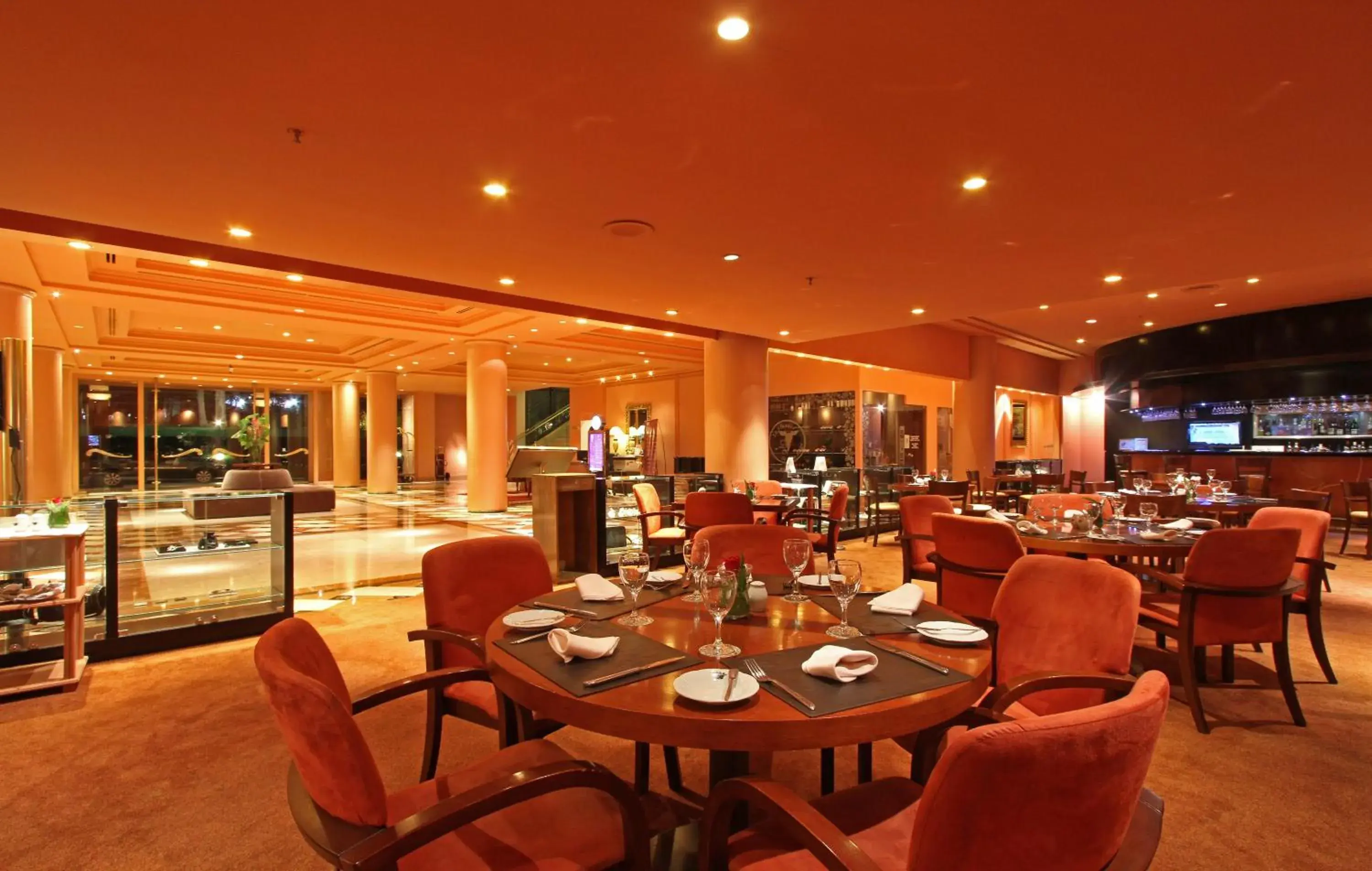 Lounge or bar in Iguazú Grand Resort Spa & Casino Lounge or bar in Iguazú Grand Resort Spa & Casino