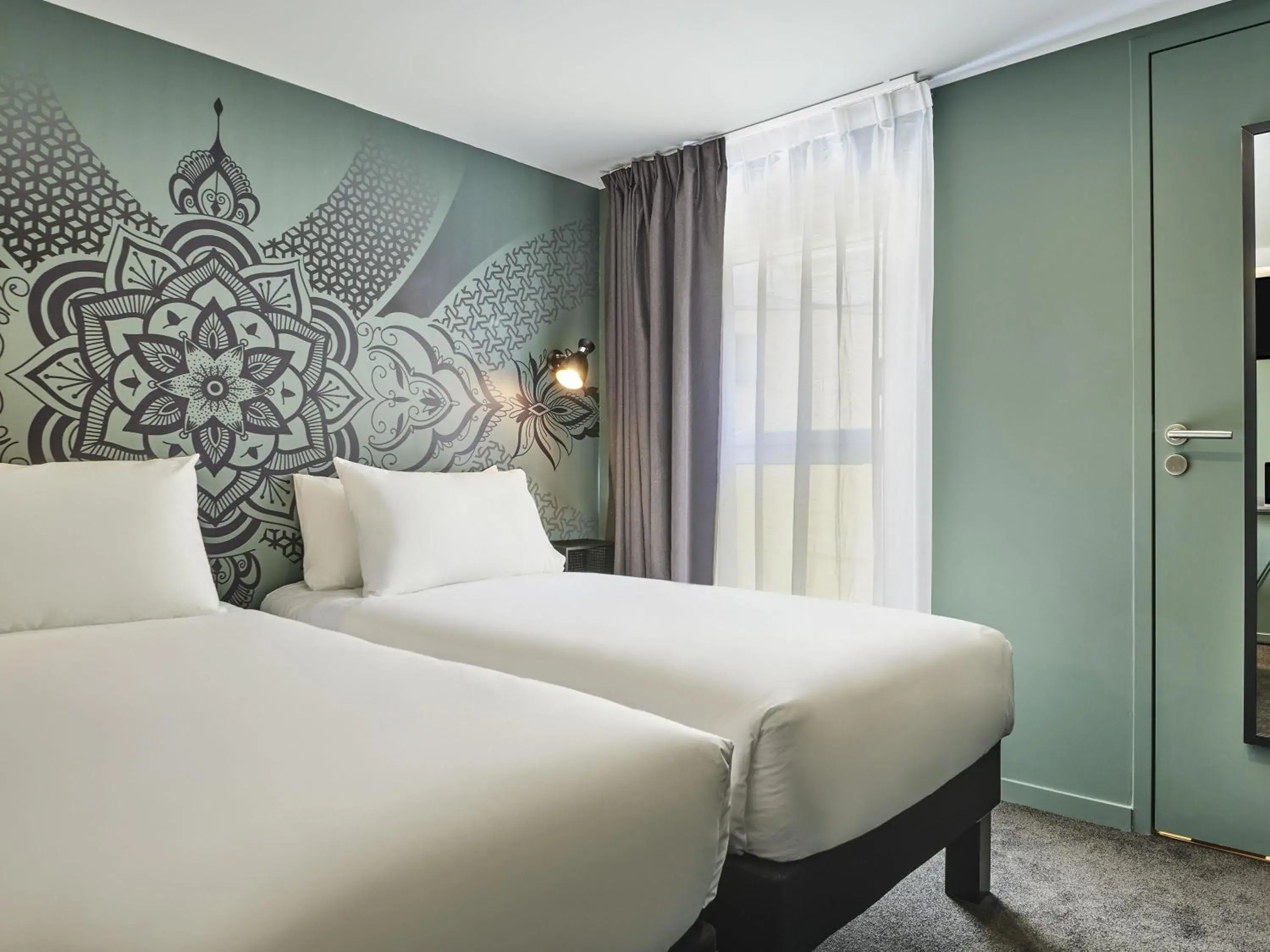 Bedroom, Bed in Ibis Styles Paris Gare de l'Est Magenta Bedroom, Bed in Ibis Styles Paris Gare de l'Est Magenta