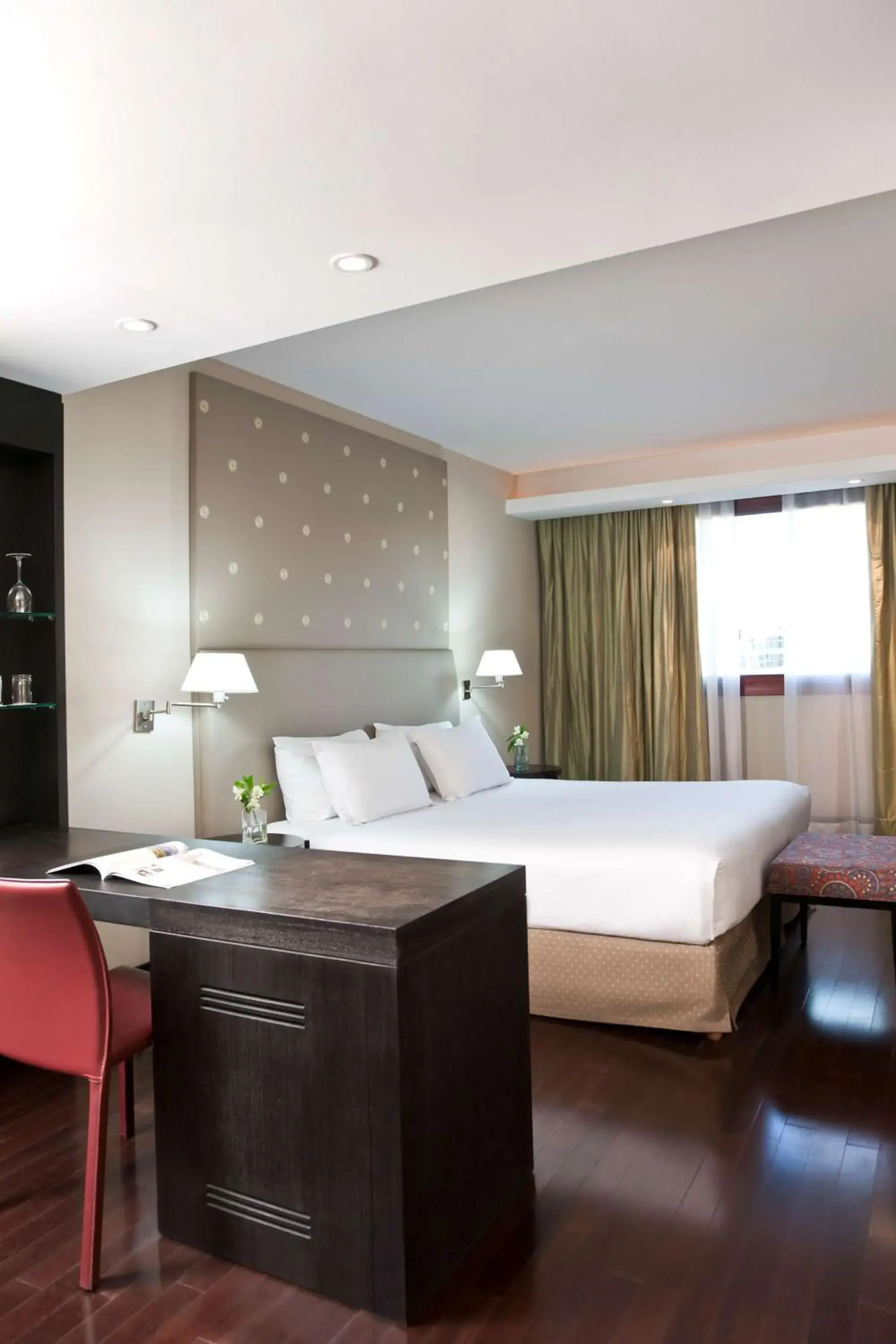 Bedroom, Bed in NH Buenos Aires 9 de Julio Bedroom, Bed in NH Buenos Aires 9 de Julio