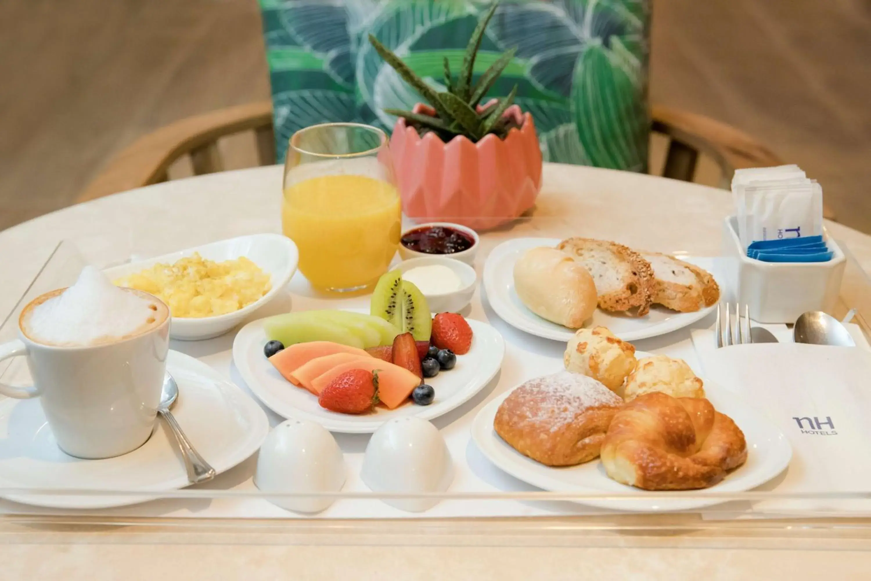 Restaurant/places to eat in NH Buenos Aires 9 de Julio Restaurant/places to eat in NH Buenos Aires 9 de Julio