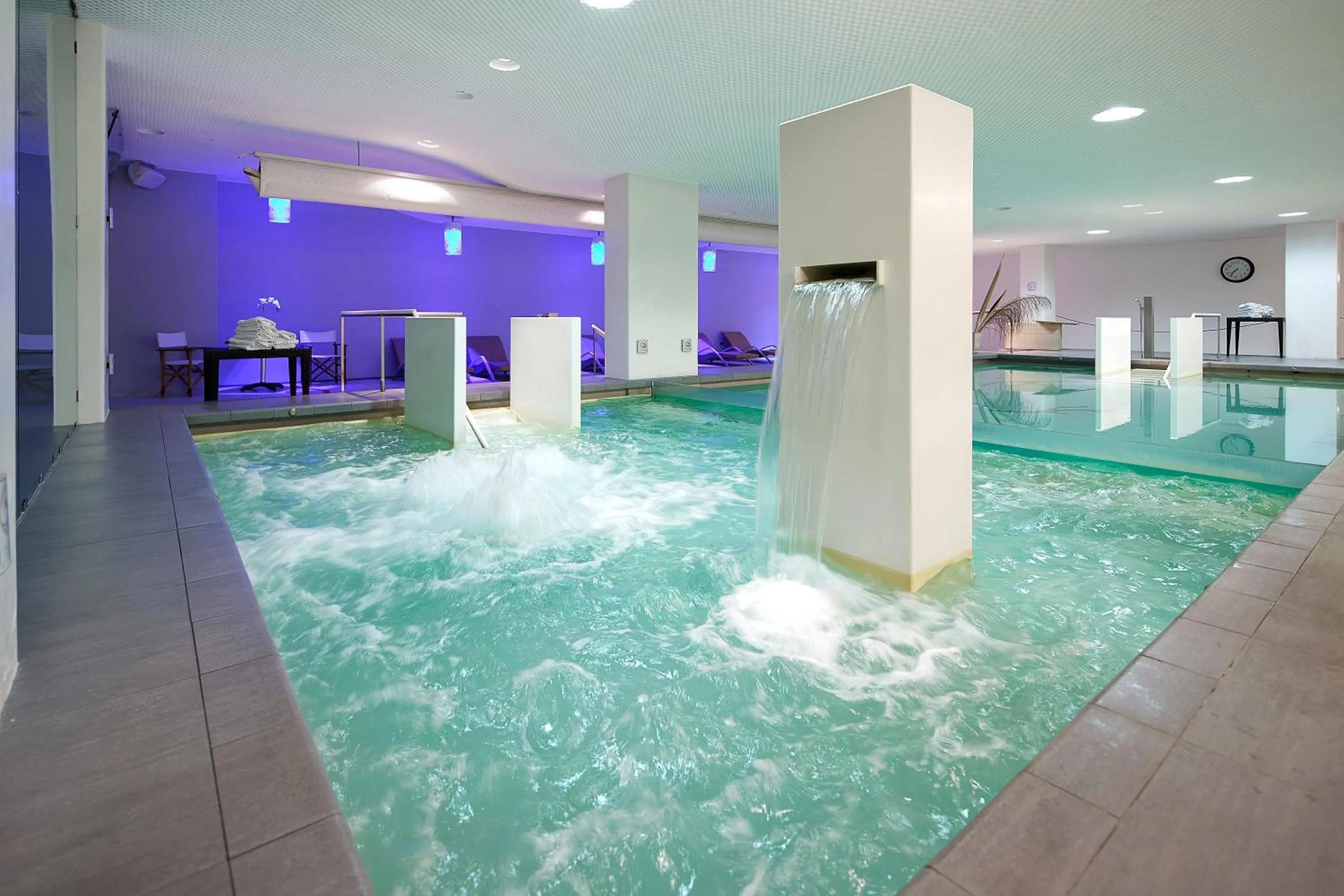 Swimming pool in Parco Smeraldo Appartamenti