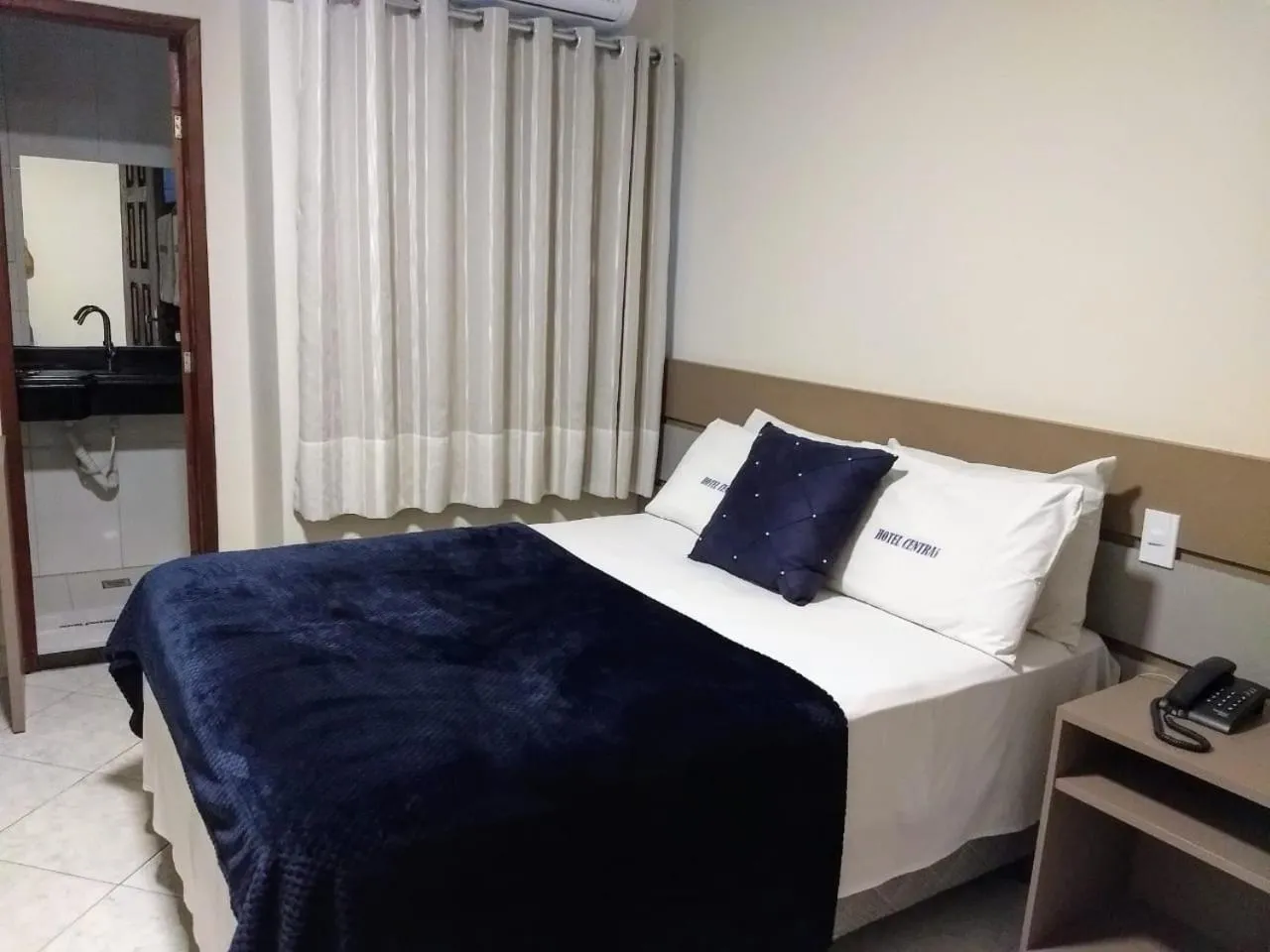 Bed in Hotel Central