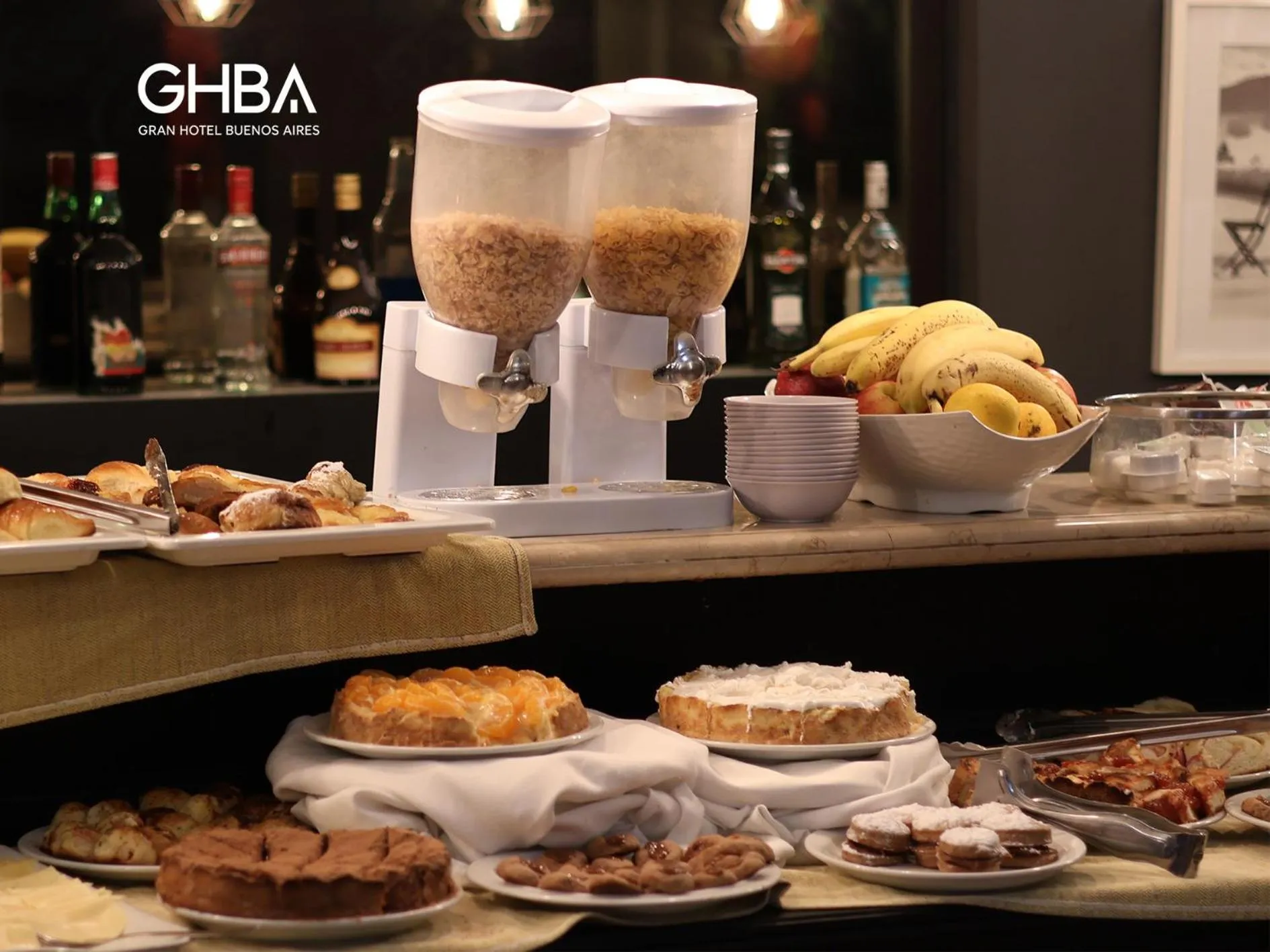 Breakfast in Gran Hotel Buenos Aires