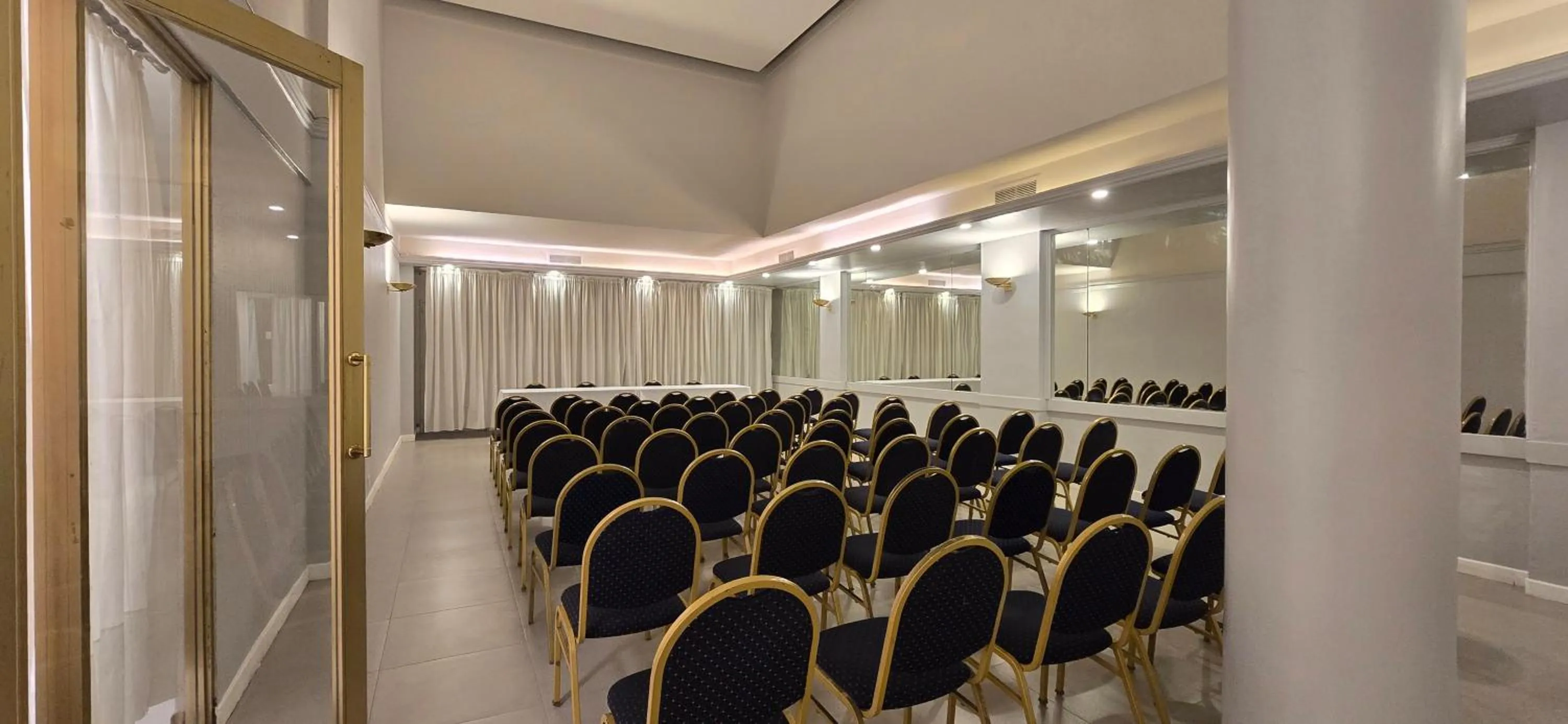 Meeting/conference room in Gran Hotel Buenos Aires