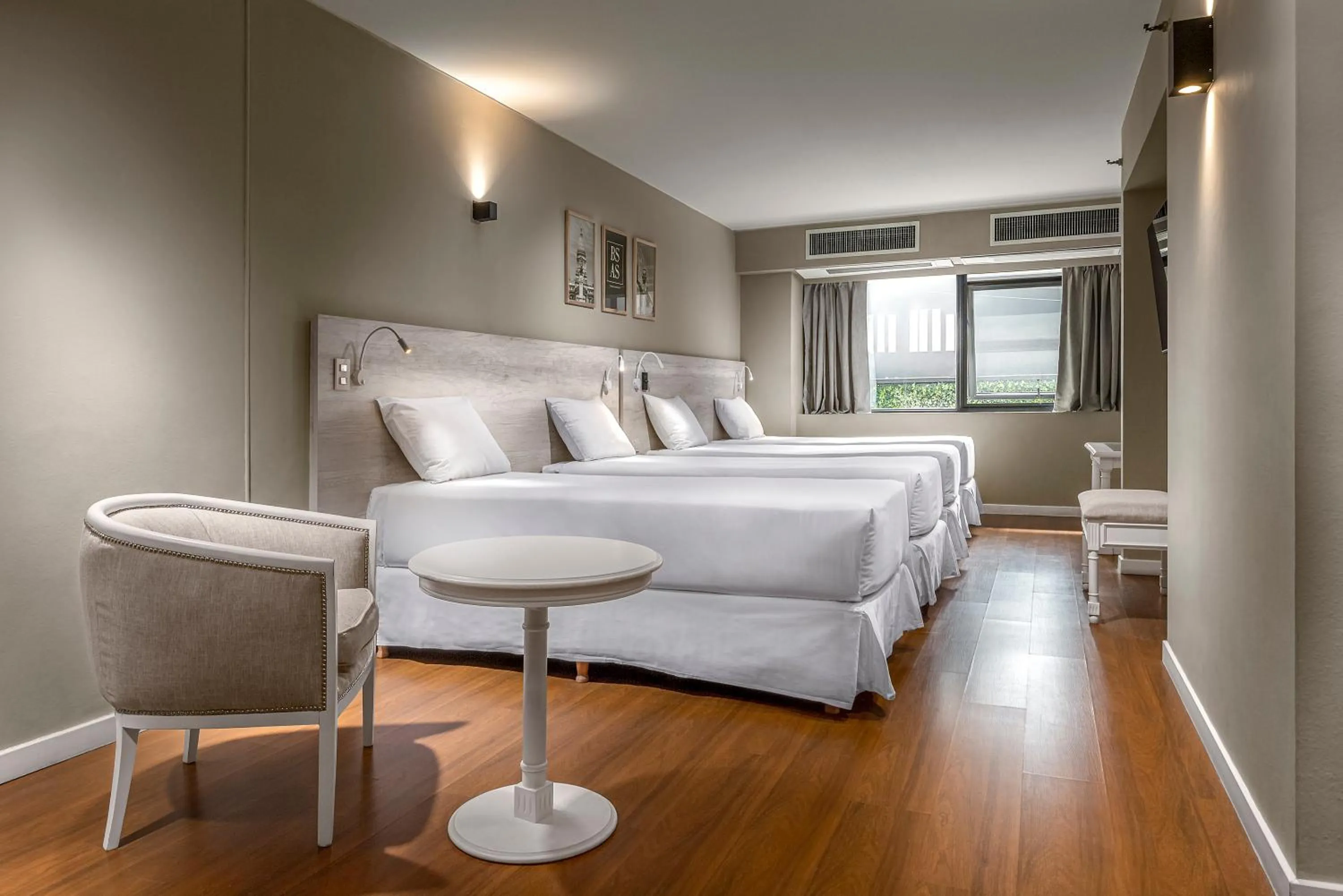 Bedroom, Bed in Up América Plaza