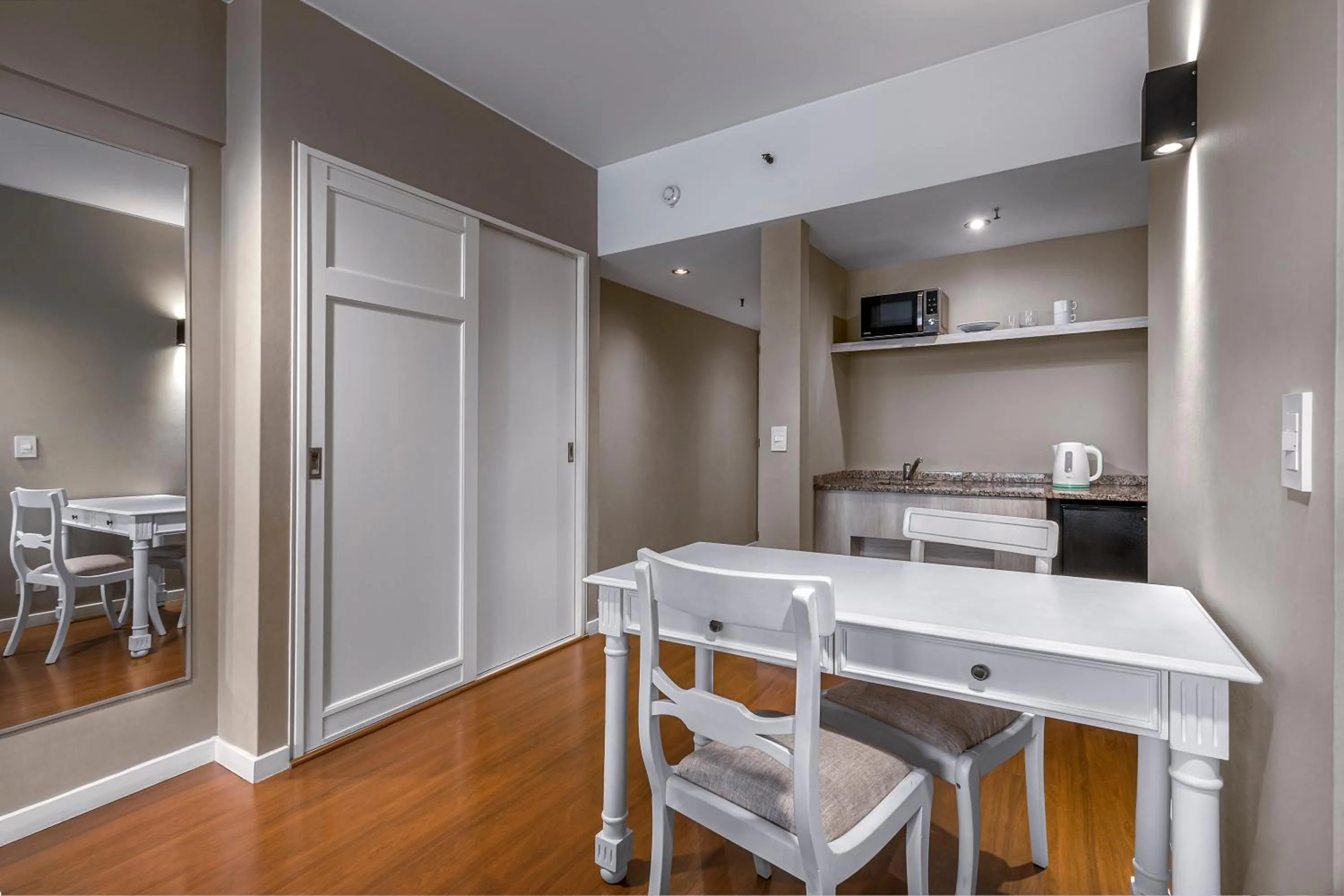 Kitchen or kitchenette in Up América Plaza