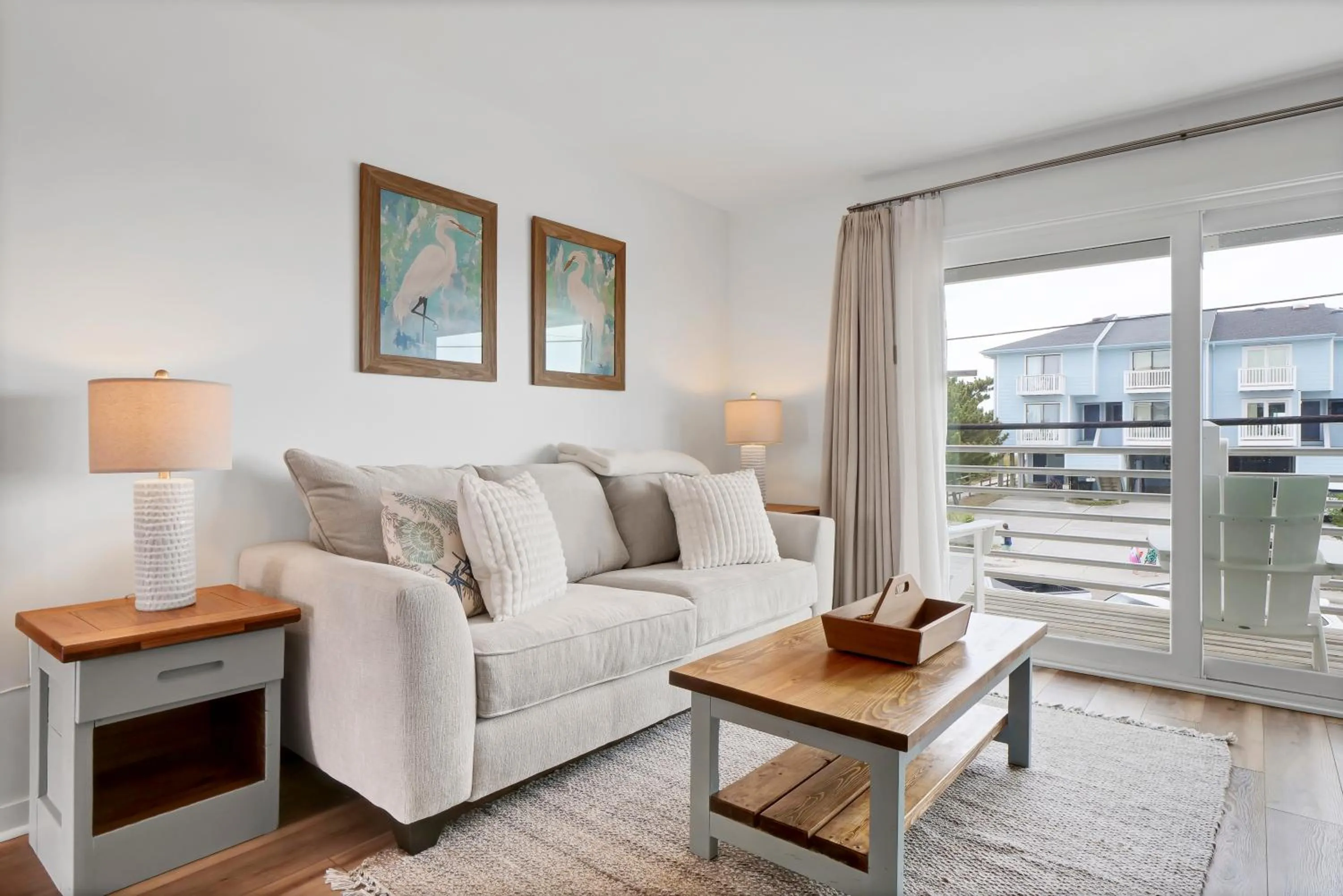 Living room in Sandpeddler Inn and Suites