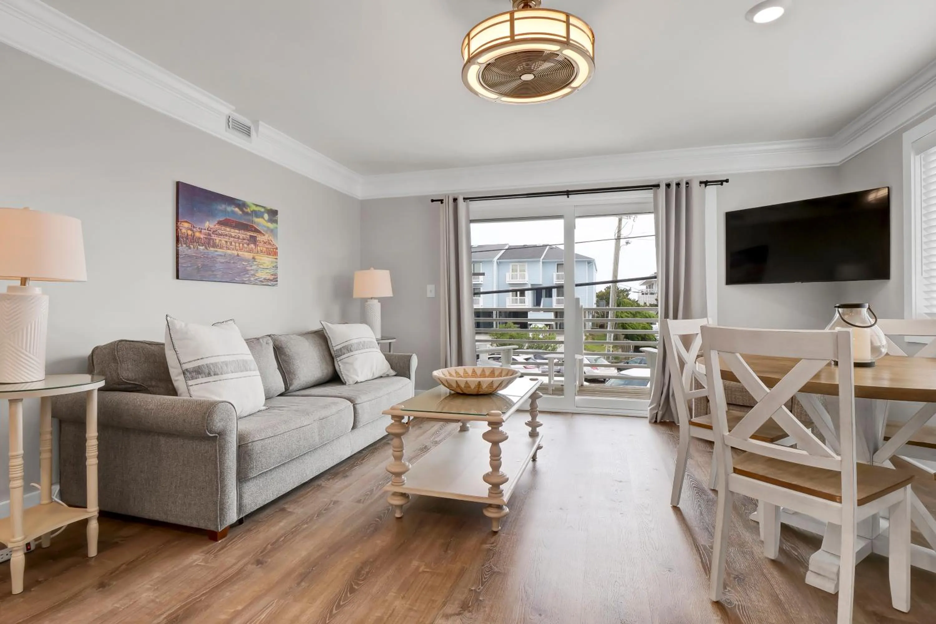 Living room in Sandpeddler Inn and Suites