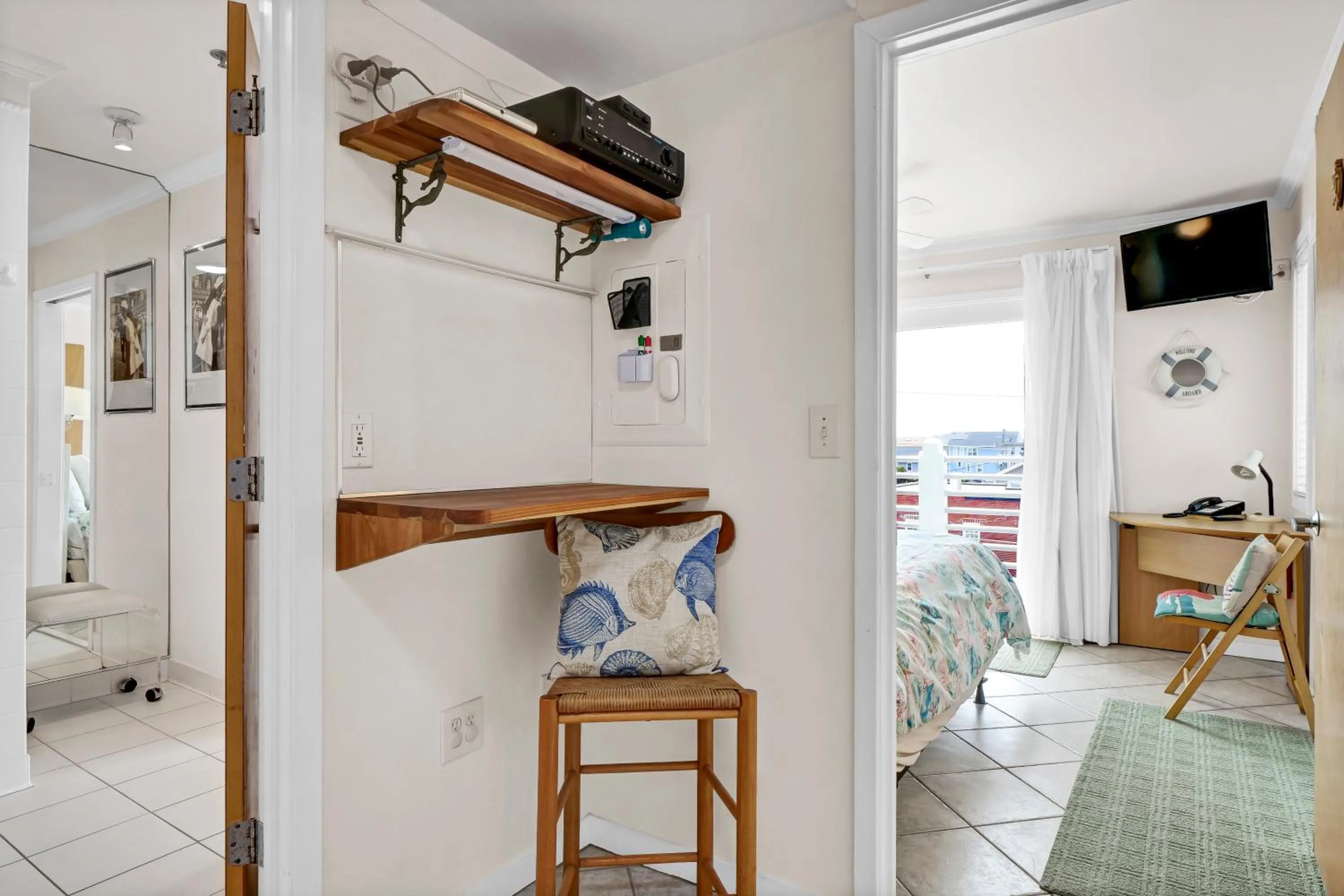 Bed in Sandpeddler Inn and Suites