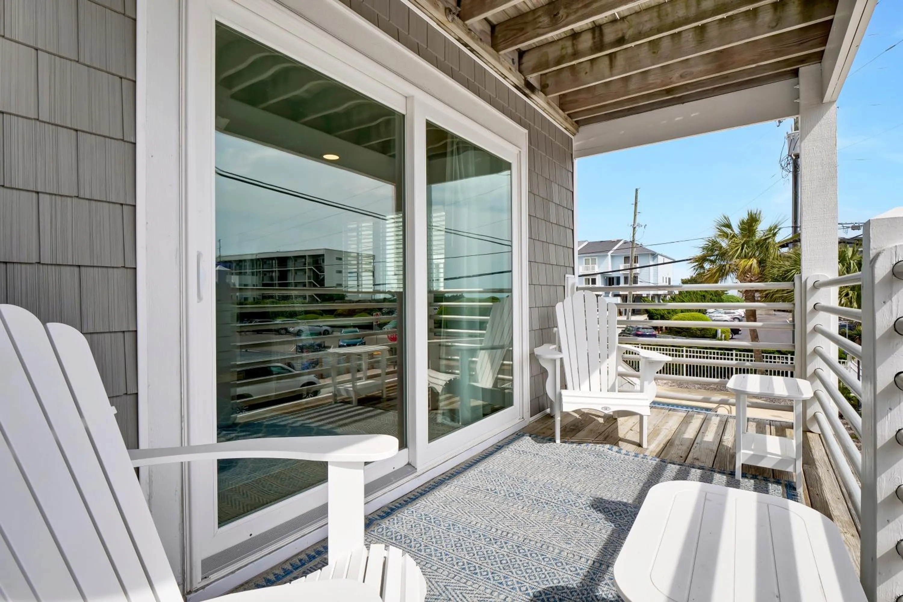 Balcony/Terrace in Sandpeddler Inn and Suites