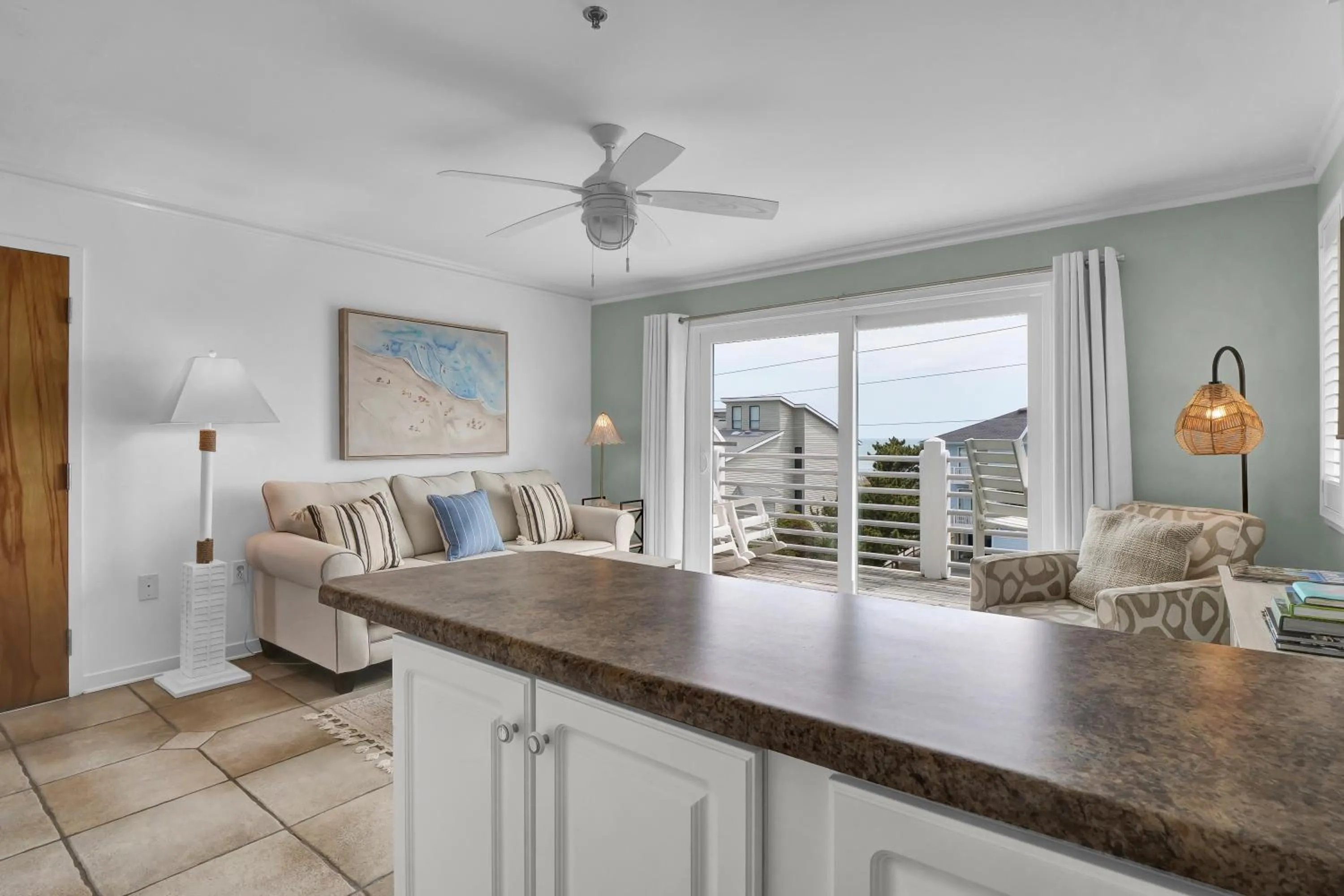 Living room in Sandpeddler Inn and Suites