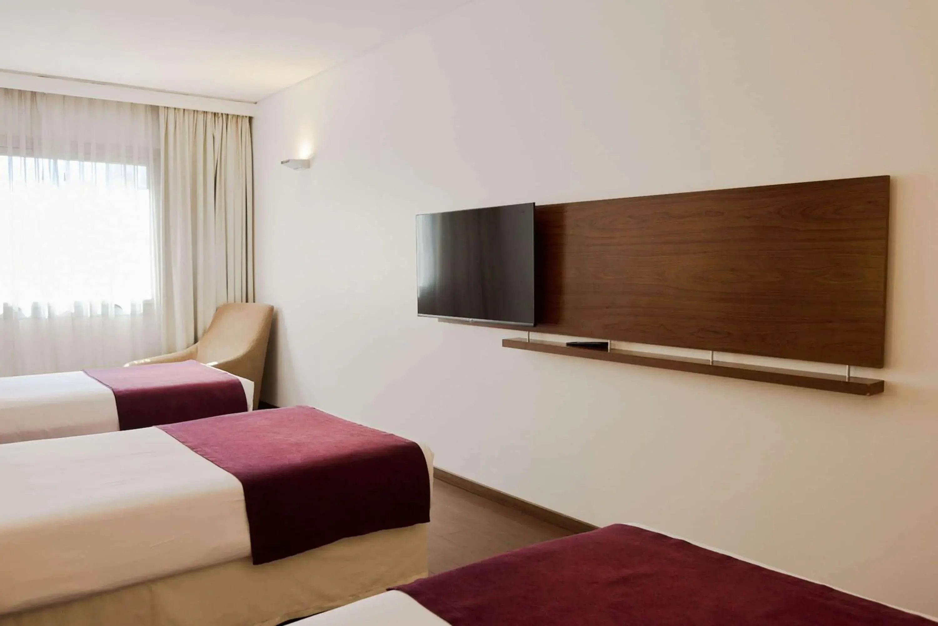 Photo of the whole room, Bed in Dazzler by Wyndham Buenos Aires Maipu Photo of the whole room, Bed in Dazzler by Wyndham Buenos Aires Maipu