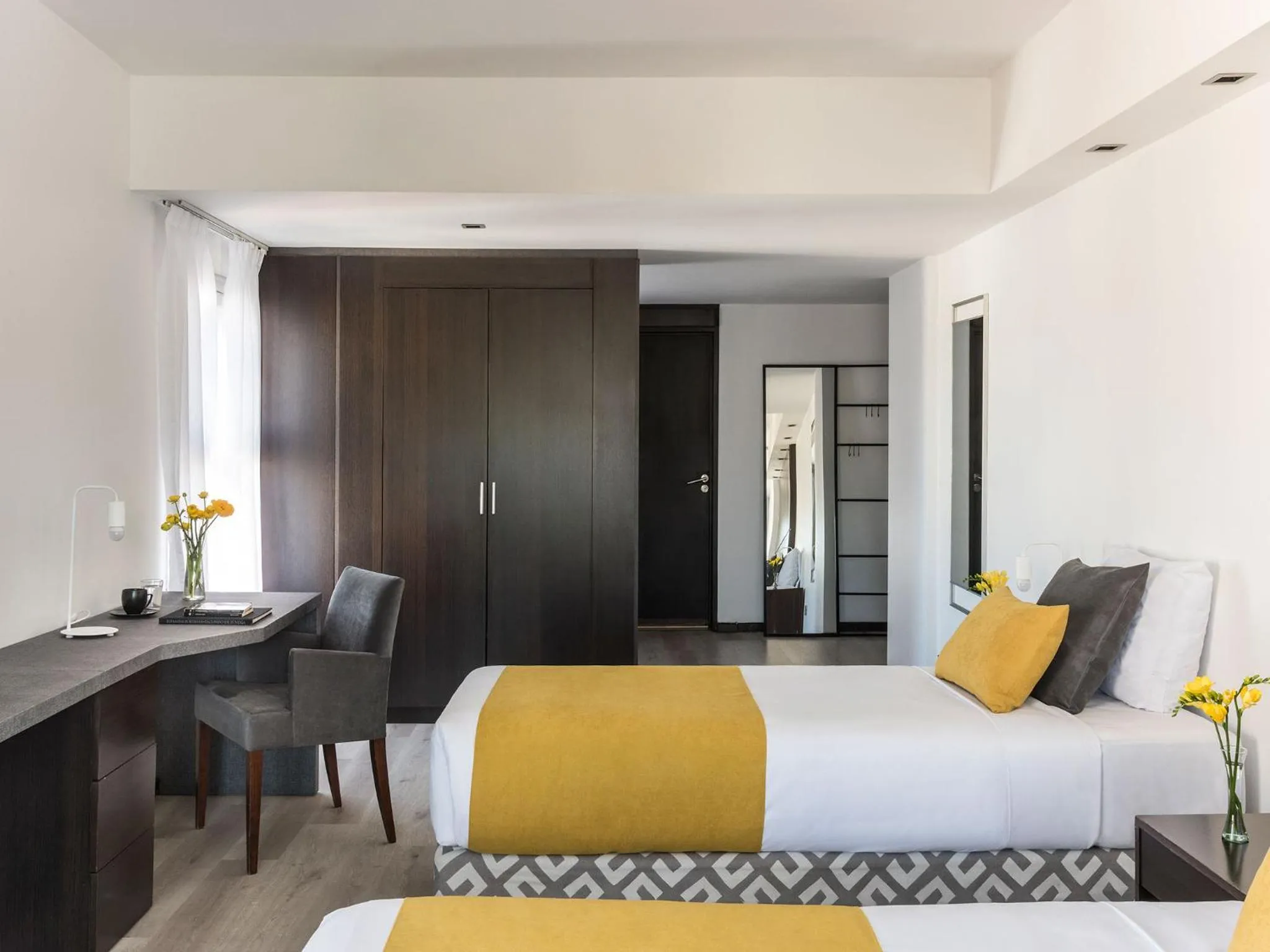 Bed in HTL City Baires