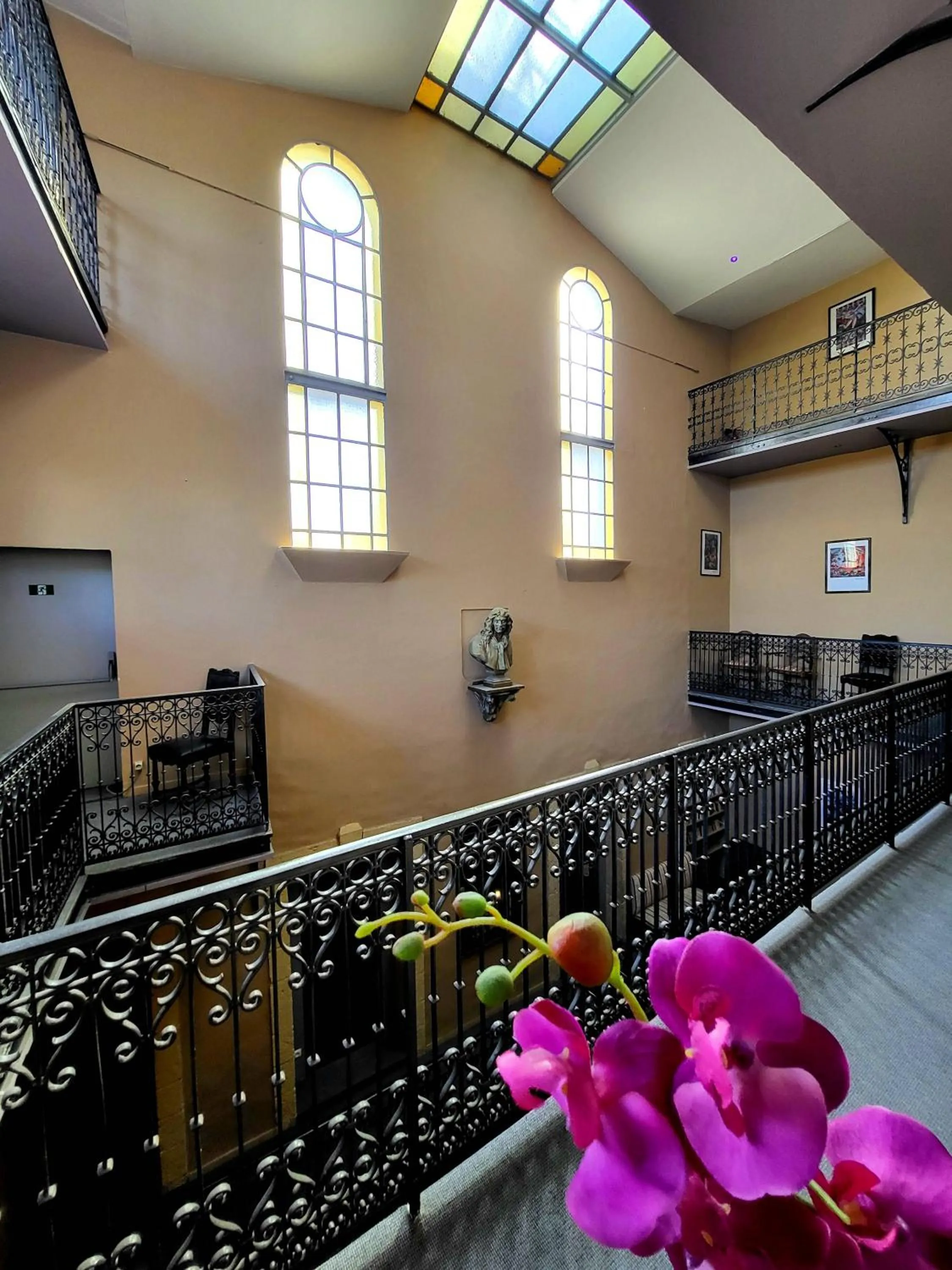 Property building in Le Grand Hôtel Molière