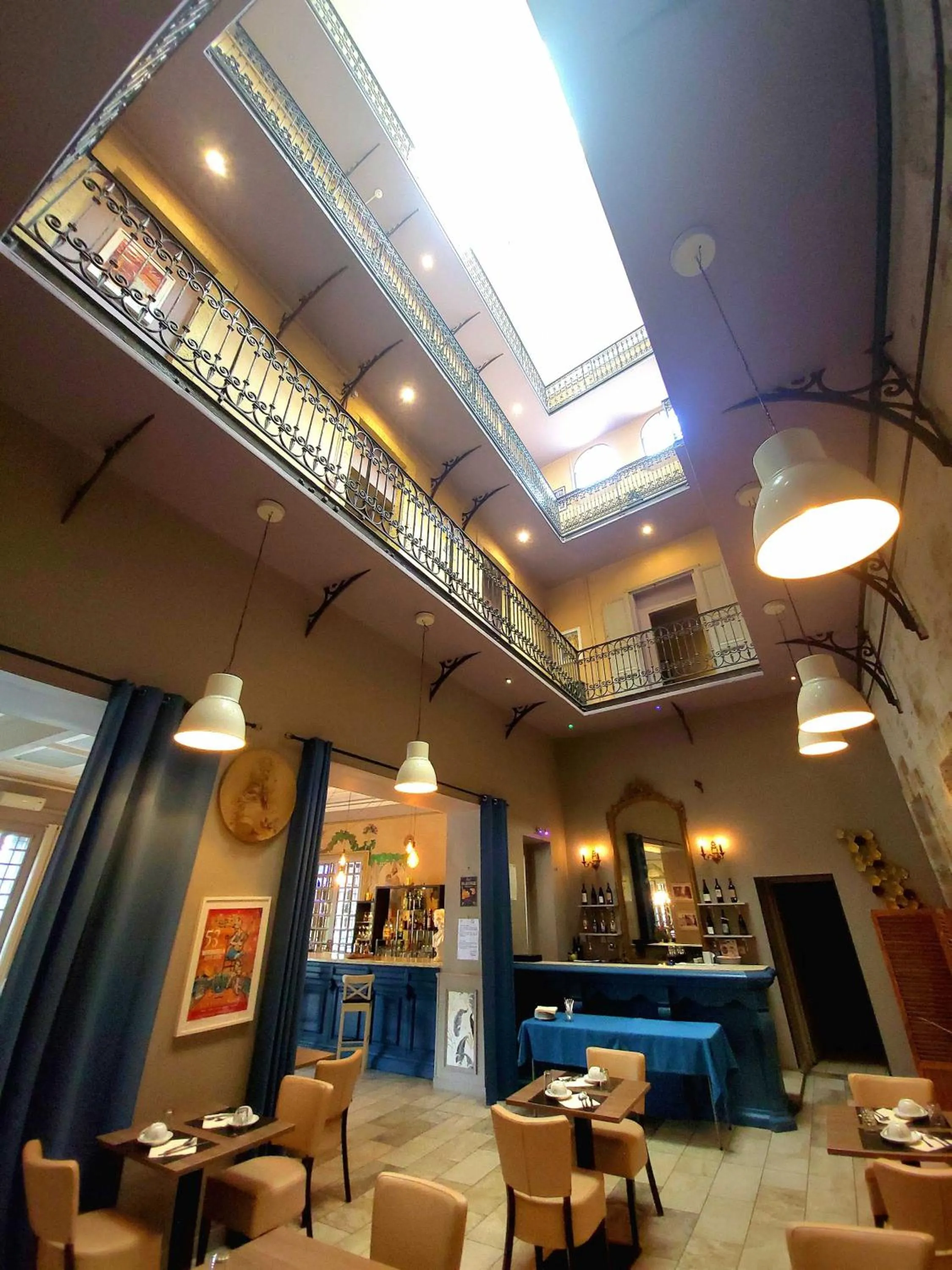 Breakfast in Le Grand Hôtel Molière