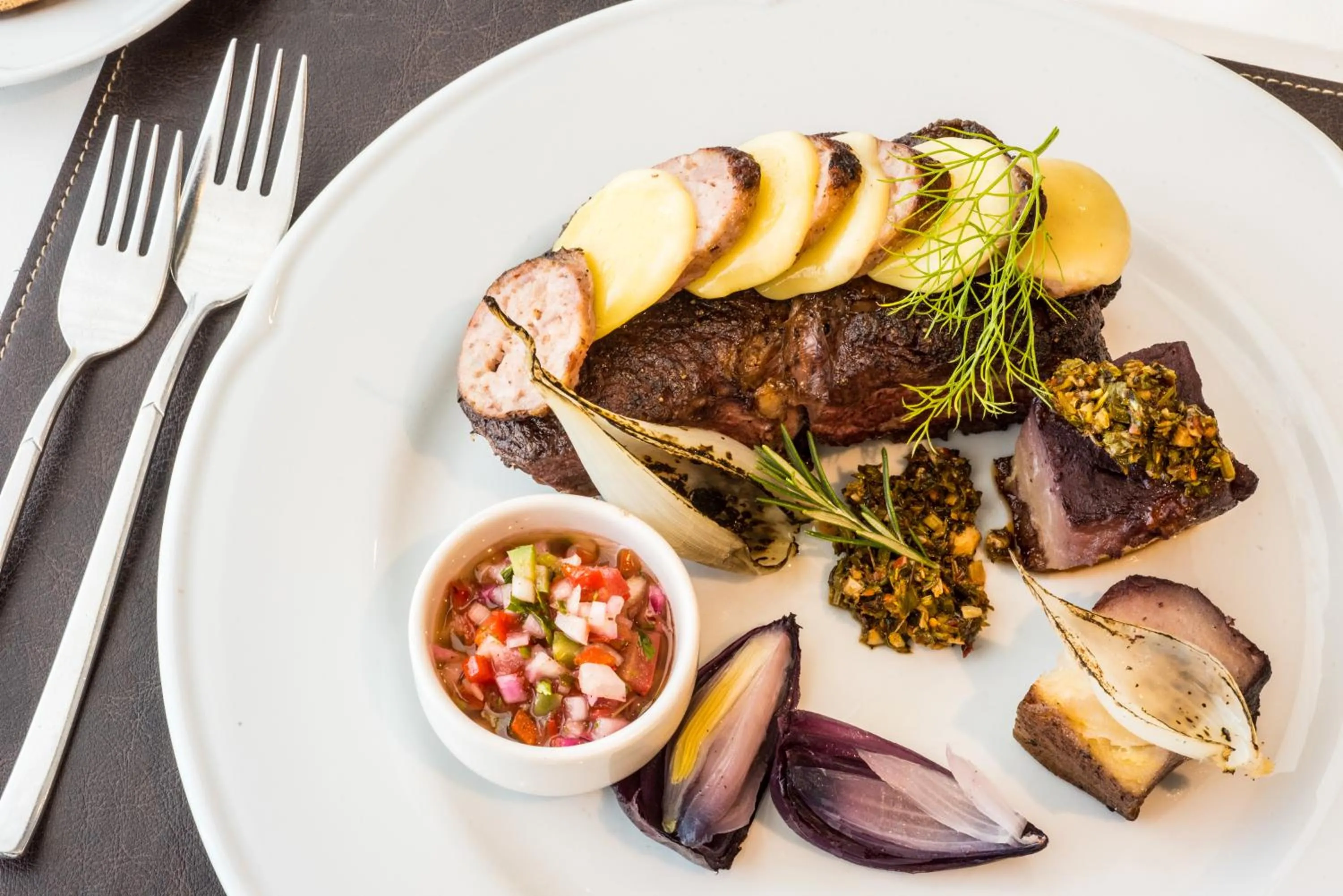 Restaurant/places to eat in Calafate Parque Hotel