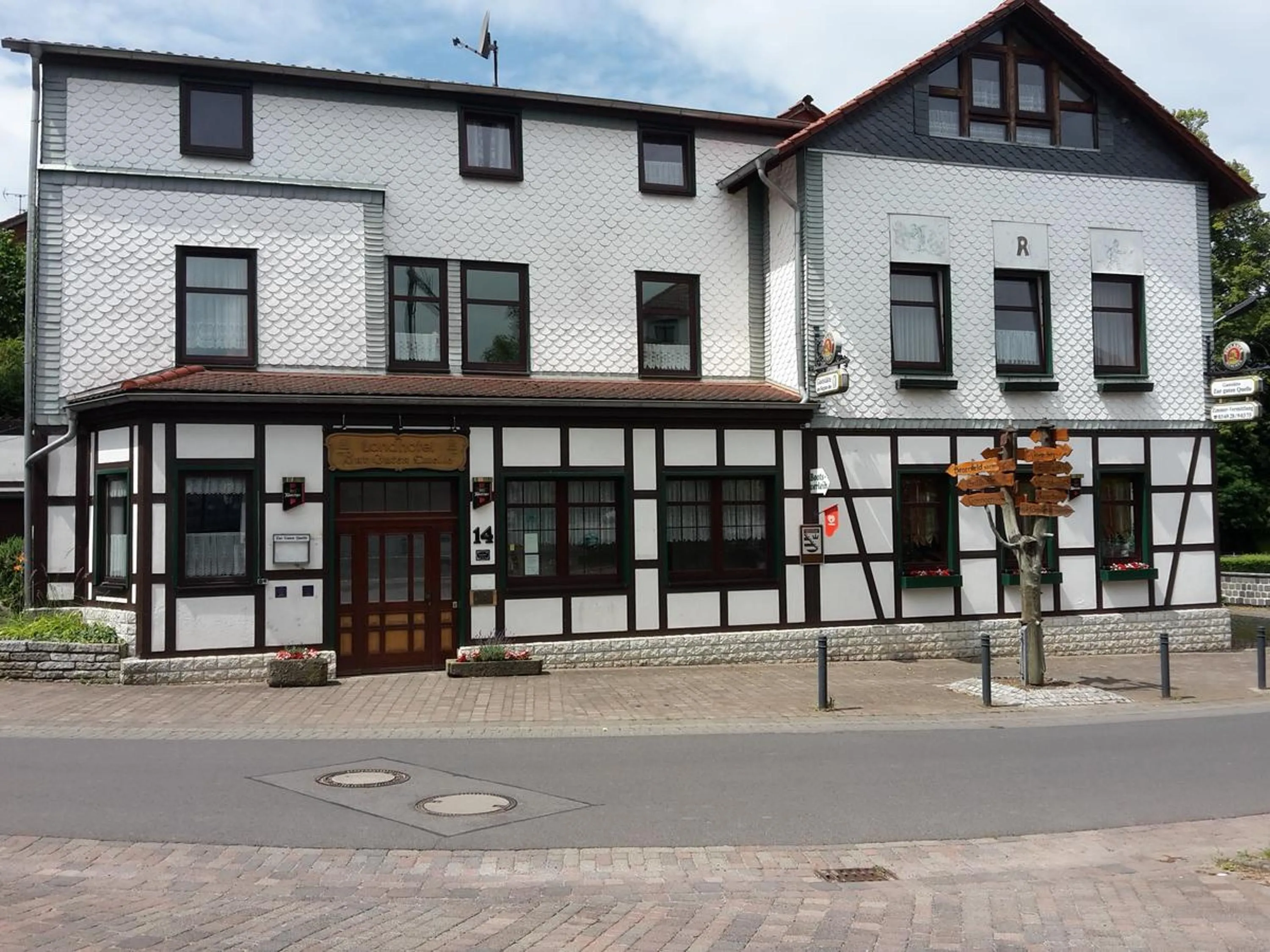 Facade/entrance in Landhotel zur guten Quelle