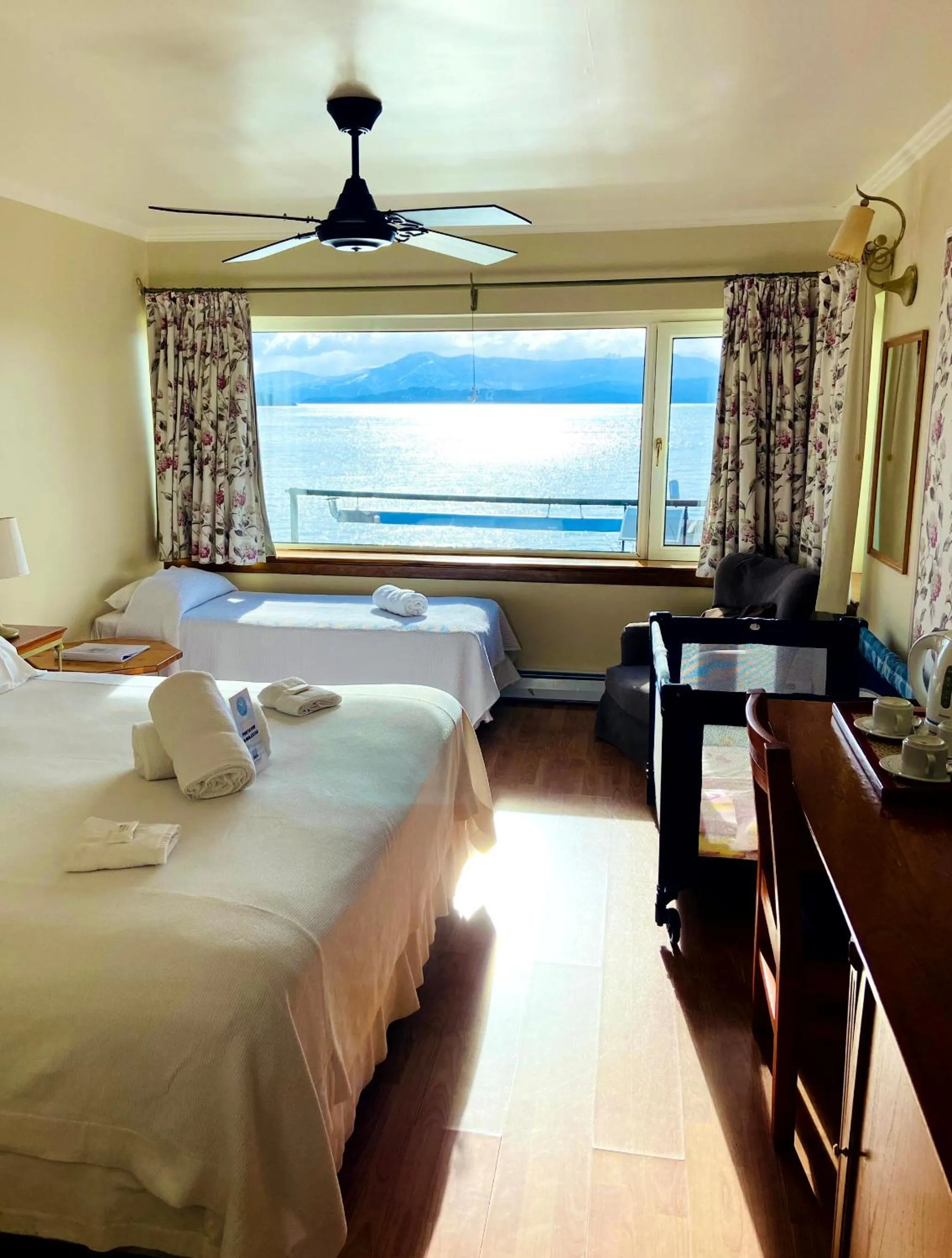 Bedroom, Bed in Sol del Nahuel - Hotel & Spa