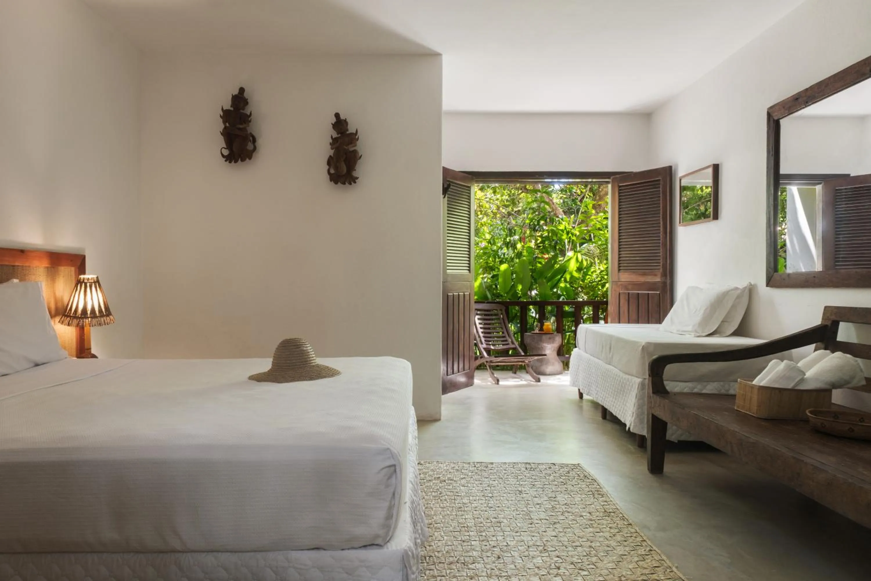 Patio, Bed in Pousada Nativa